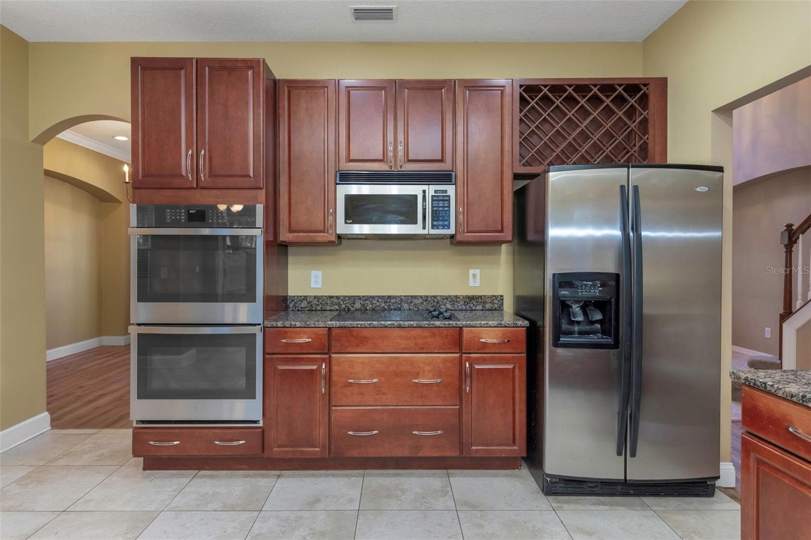 Single Family Residence at 1406 MCCREA DR, LUTZ, photo 14 of 97