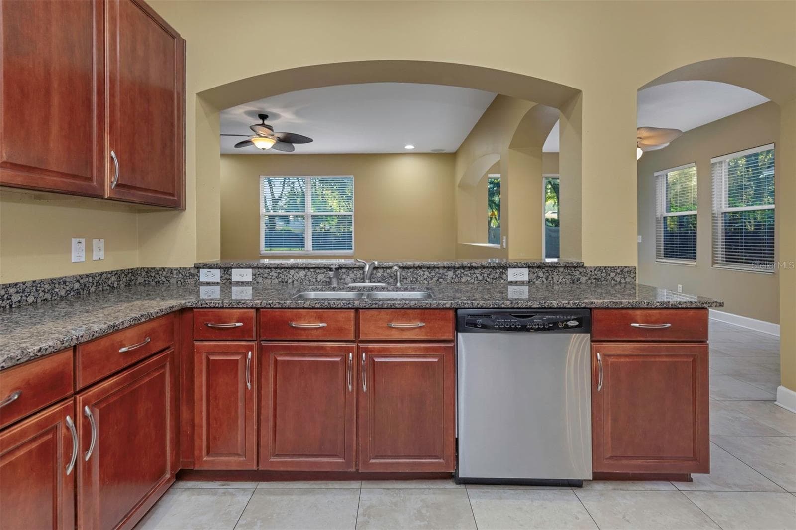 Single Family Residence at 1406 MCCREA DR, LUTZ, photo 15 of 97