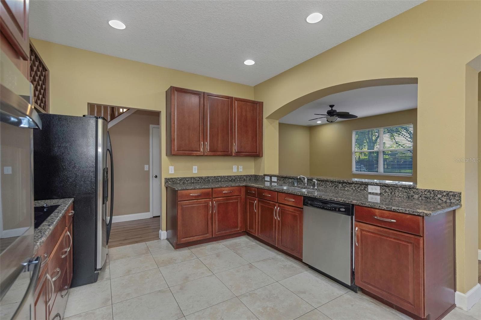 Single Family Residence at 1406 MCCREA DR, LUTZ, photo 17 of 97
