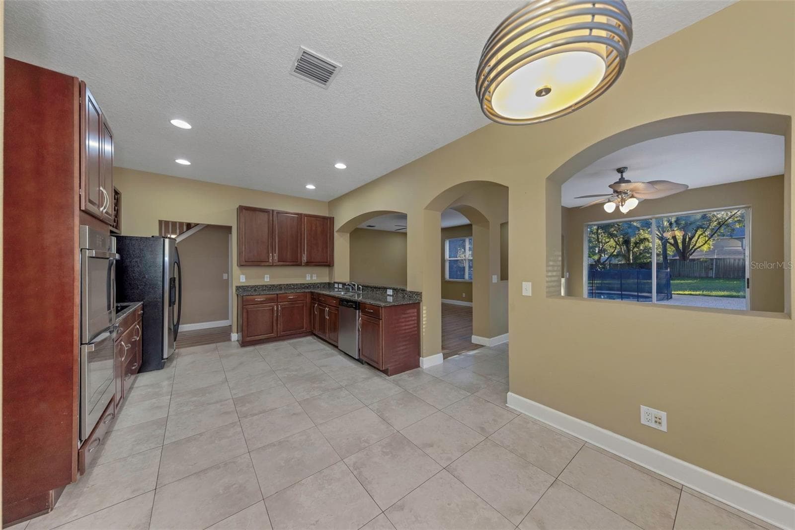Single Family Residence at 1406 MCCREA DR, LUTZ, photo 19 of 97