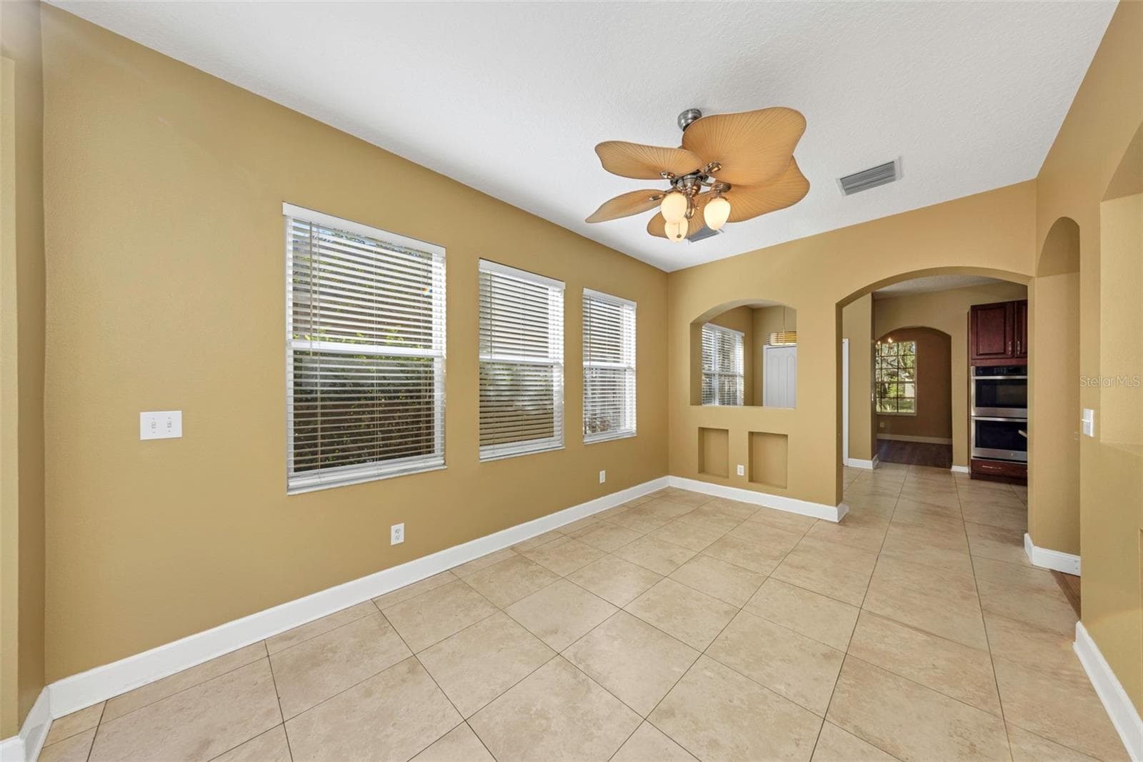Single Family Residence at 1406 MCCREA DR, LUTZ, photo 23 of 97