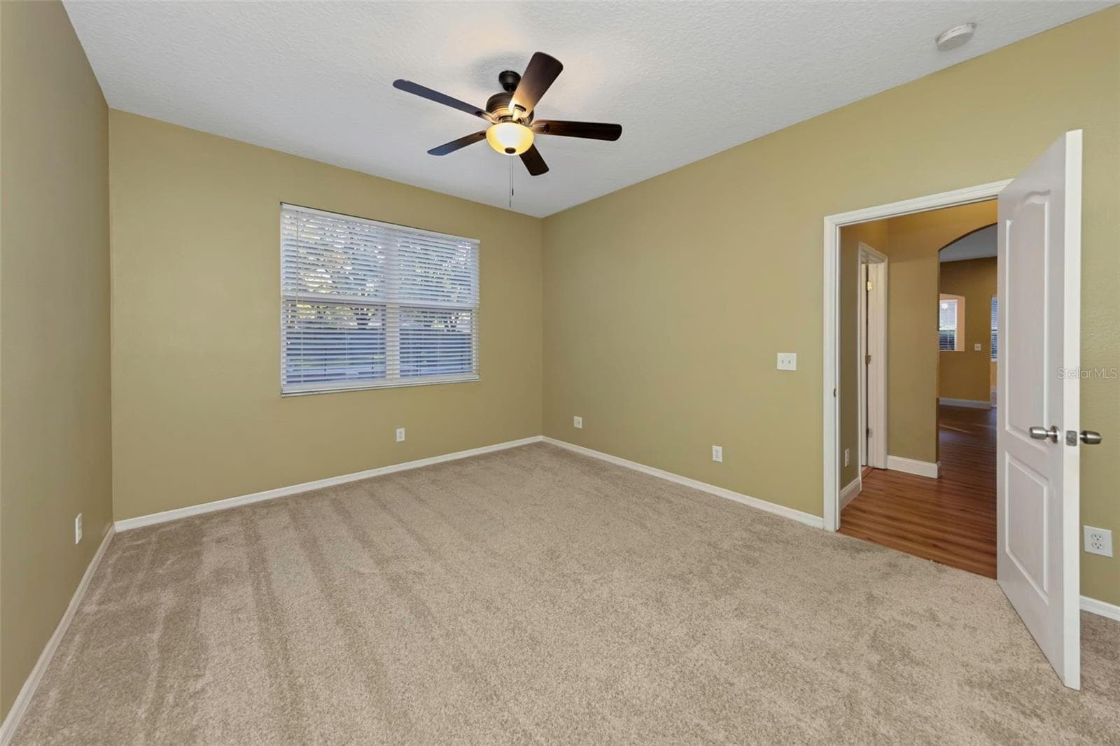 Single Family Residence at 1406 MCCREA DR, LUTZ, photo 37 of 97