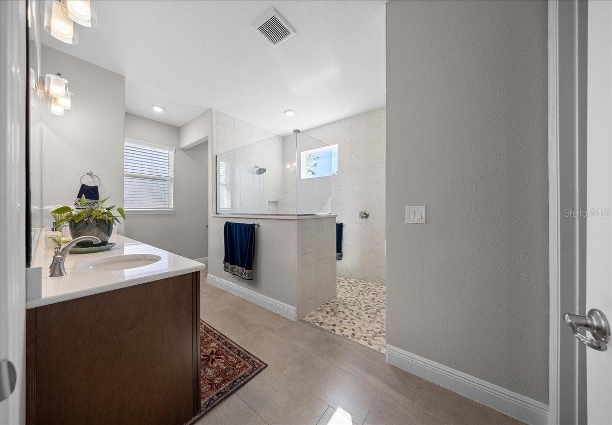 Single Family Residence at 8361 SW 97TH AVE, OCALA, photo 17 of 41
