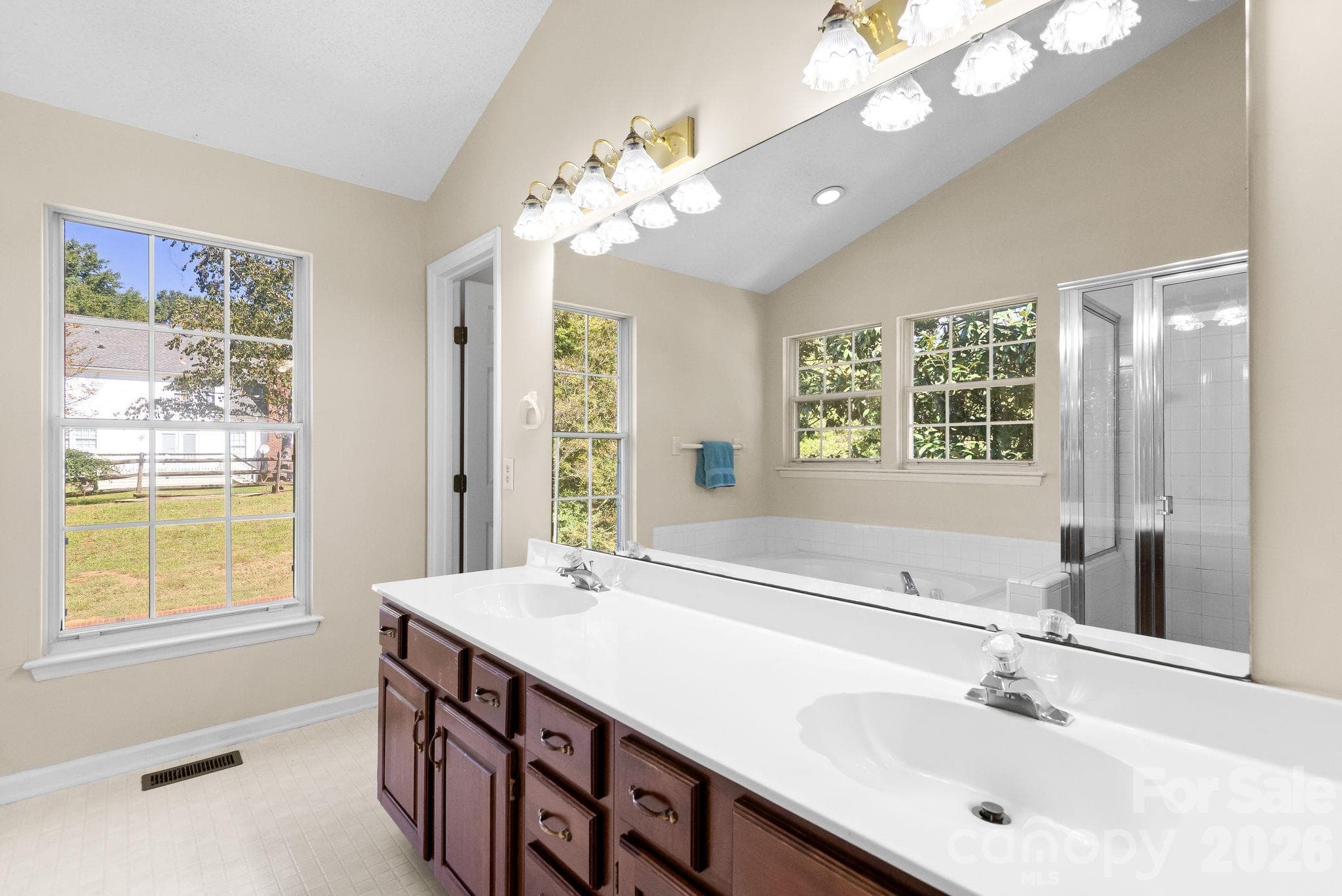 Single Family Residence at 8908 Steinbeck Court, Charlotte, photo 31 of 48