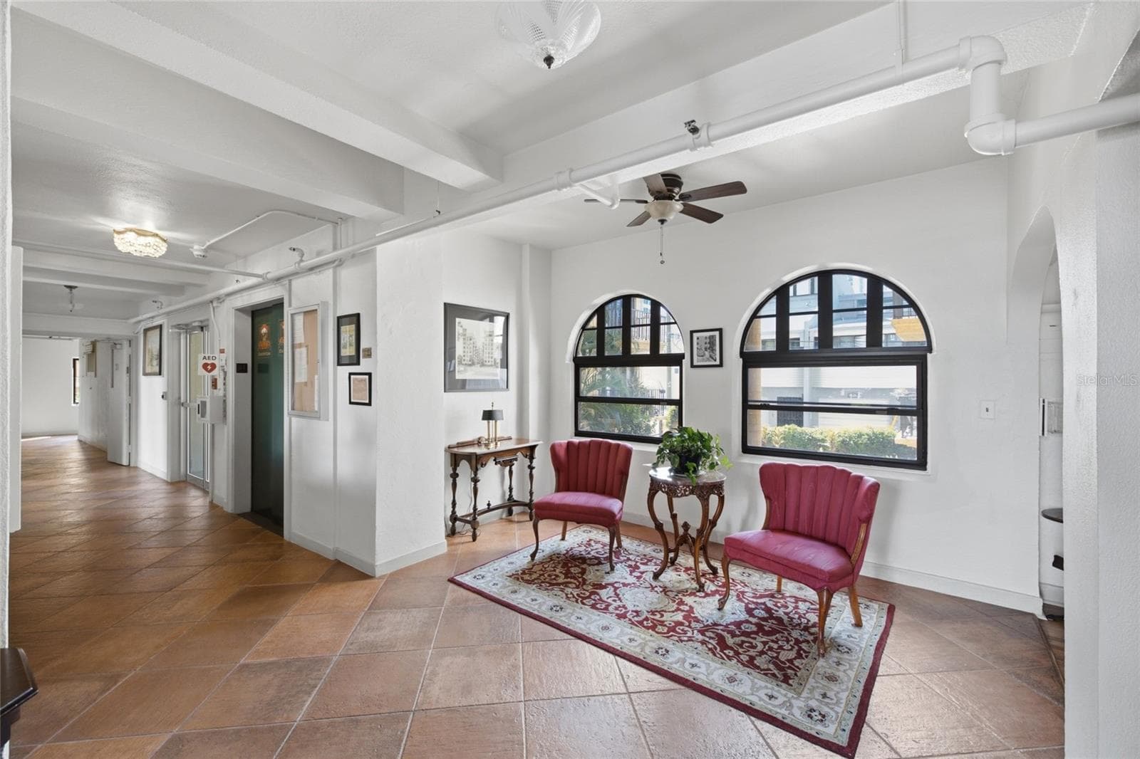 Main Floor Lobby - 130 4TH AVE N #702, ST PETERSBURG