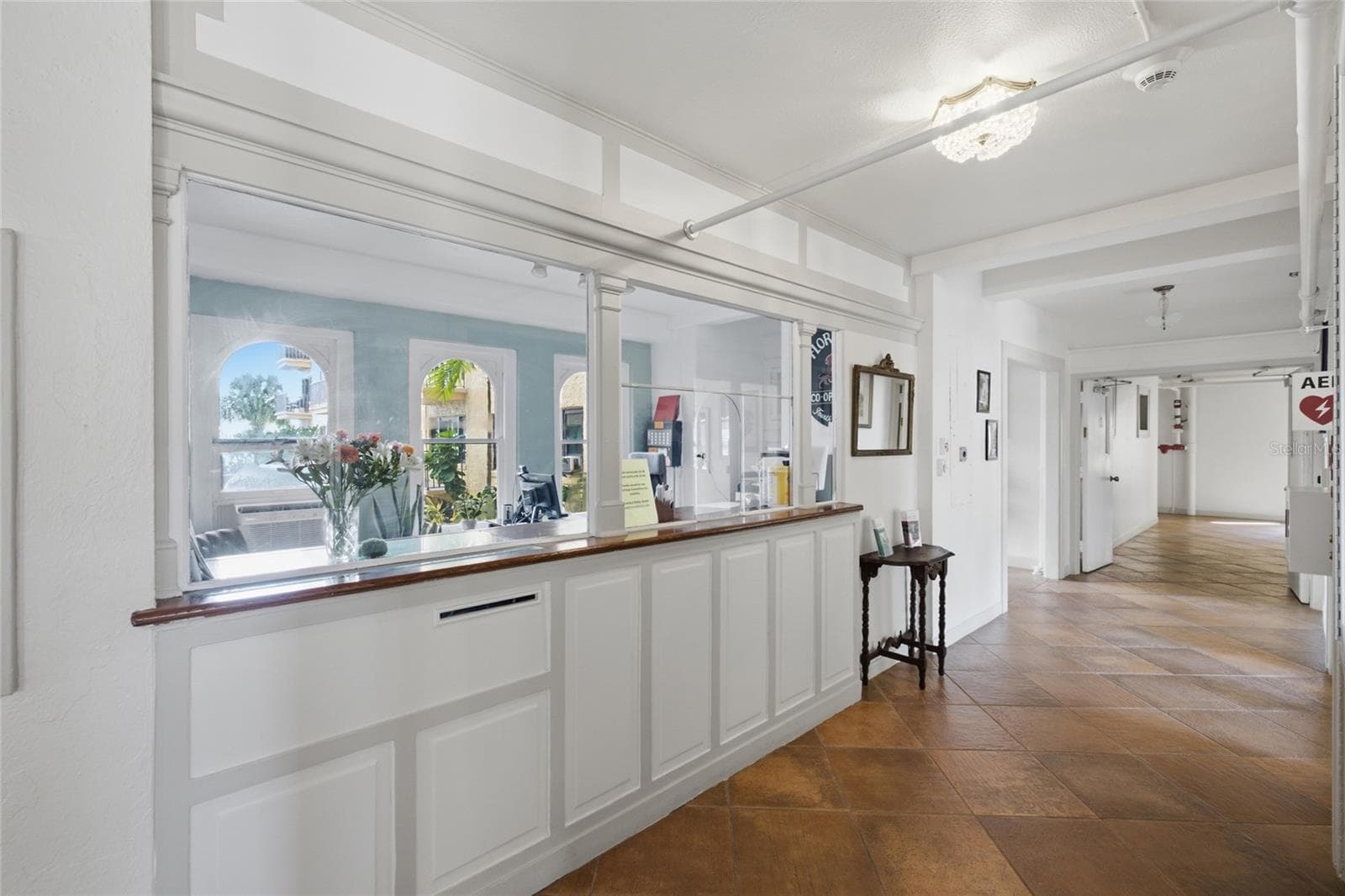 Lobby - 130 4TH AVE N #702, ST PETERSBURG