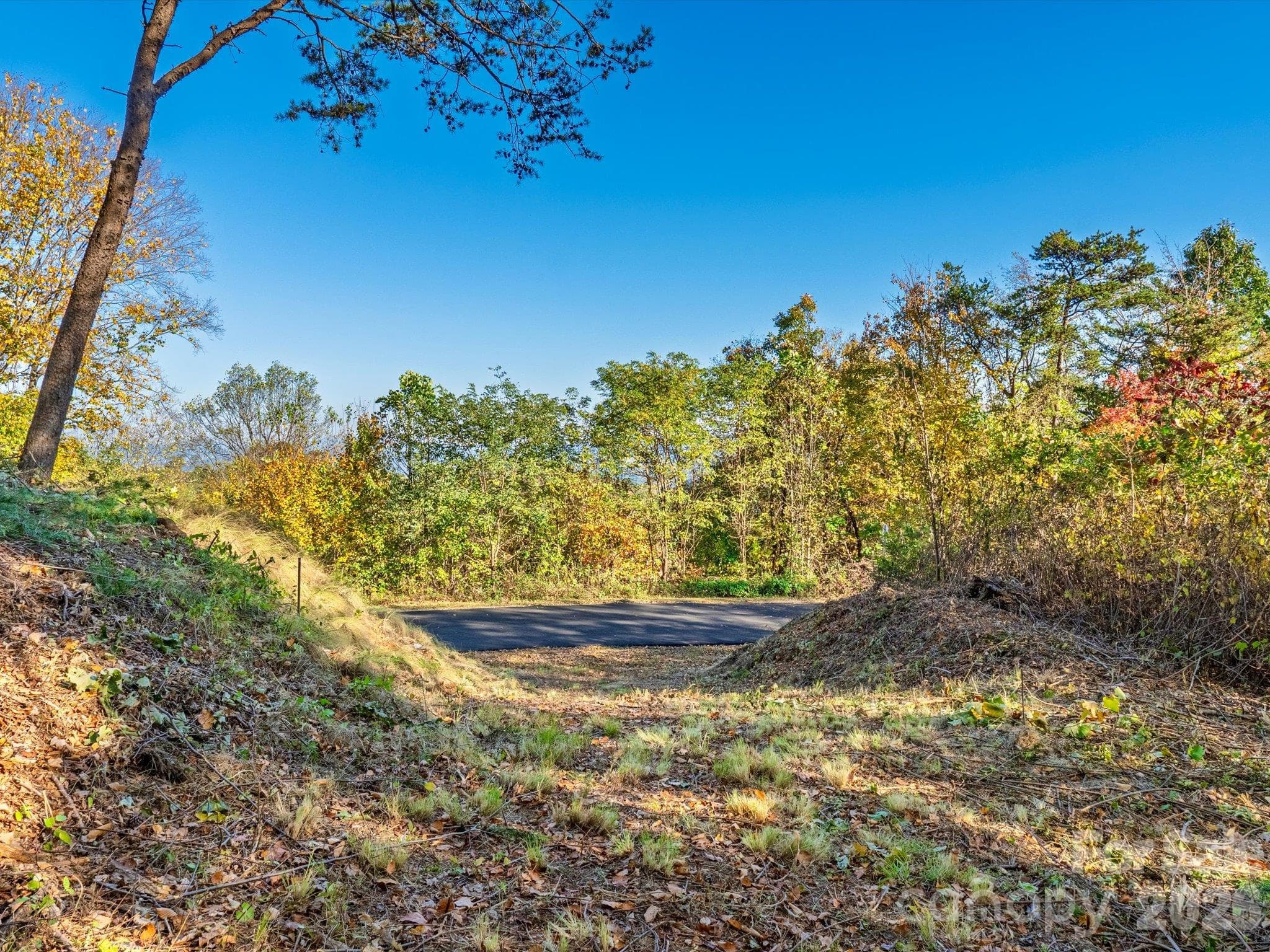 Gentle driveway cut-in - 42 High Rock View Drive, Canton