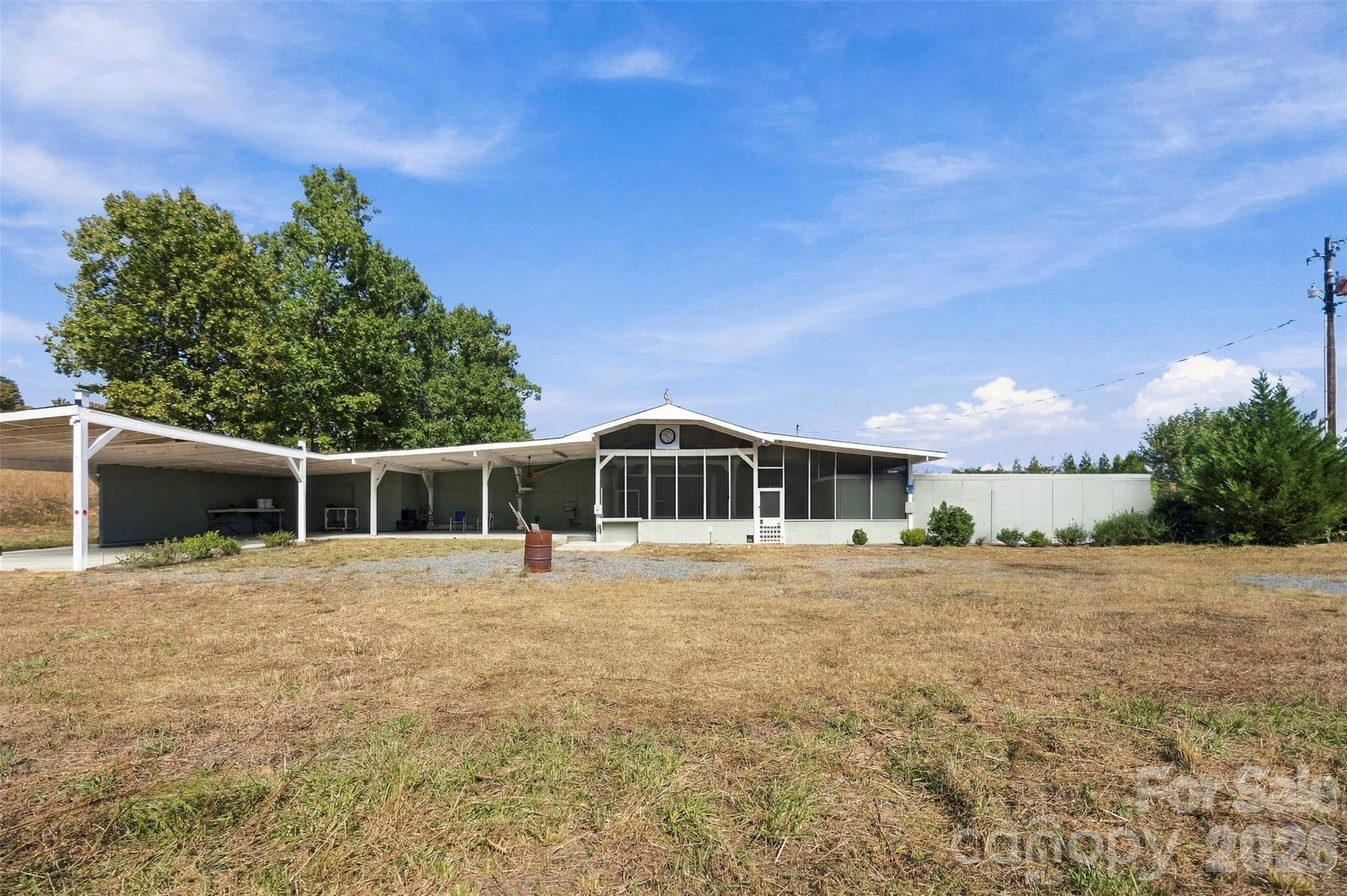 Screened In Porch, Outdoor Patio - Event Space - 10327 Hwy 49 Highway, Mount Pleasant