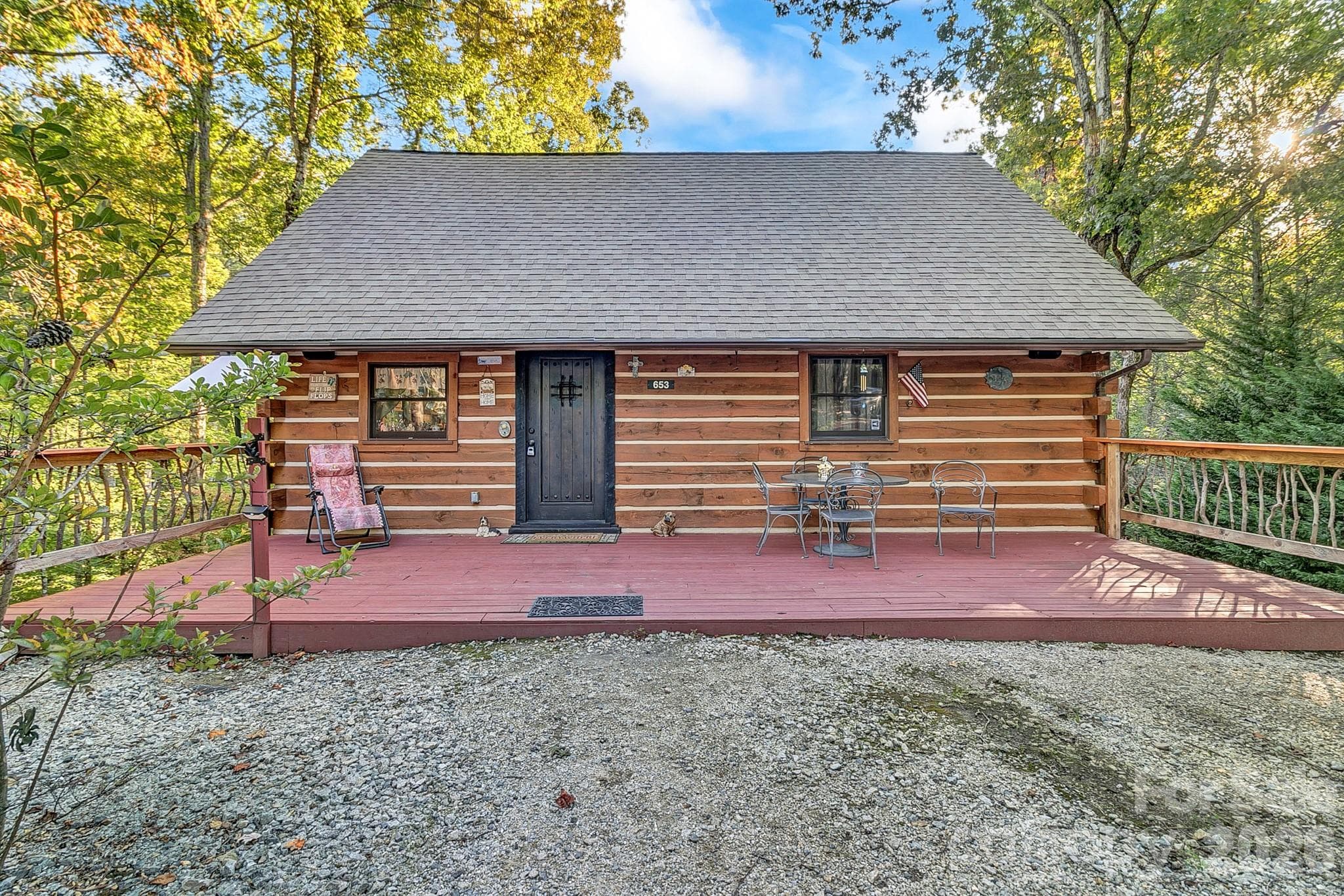Single Family Residence at 653 Lakeview Drive N, Marion, photo 2 of 48