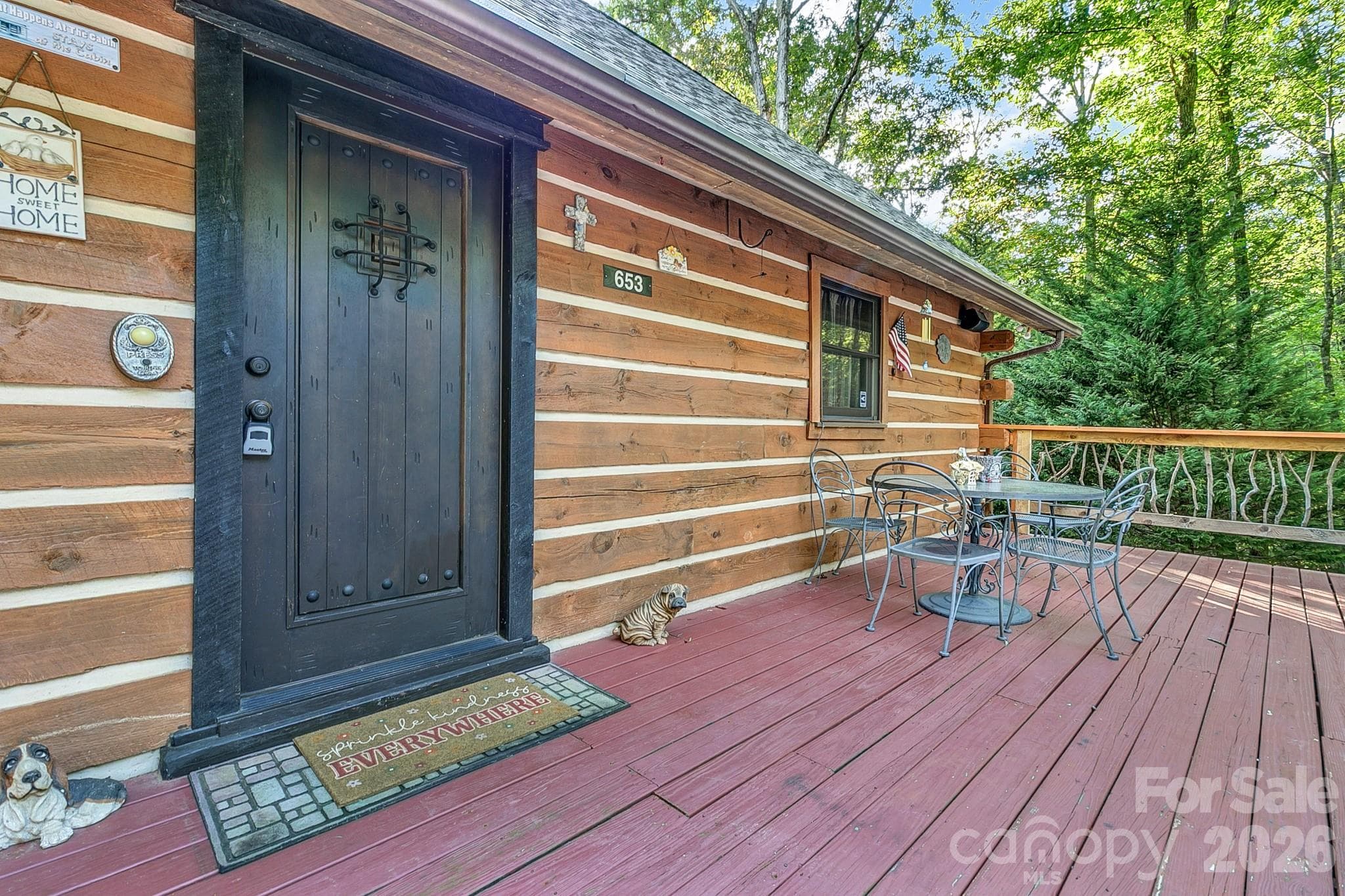 Single Family Residence at 653 Lakeview Drive N, Marion, photo 10 of 48