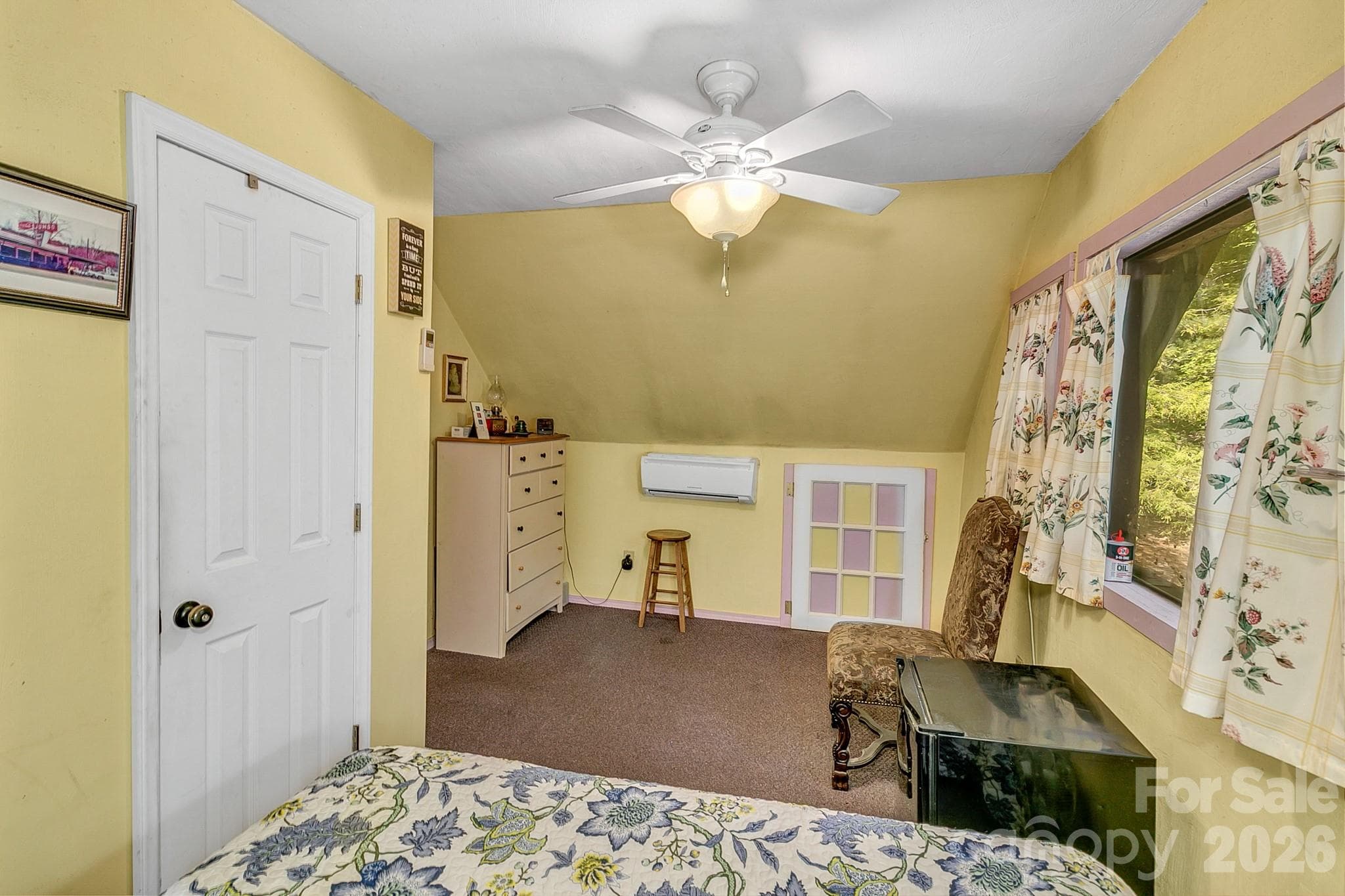 Single Family Residence at 653 Lakeview Drive N, Marion, photo 39 of 48