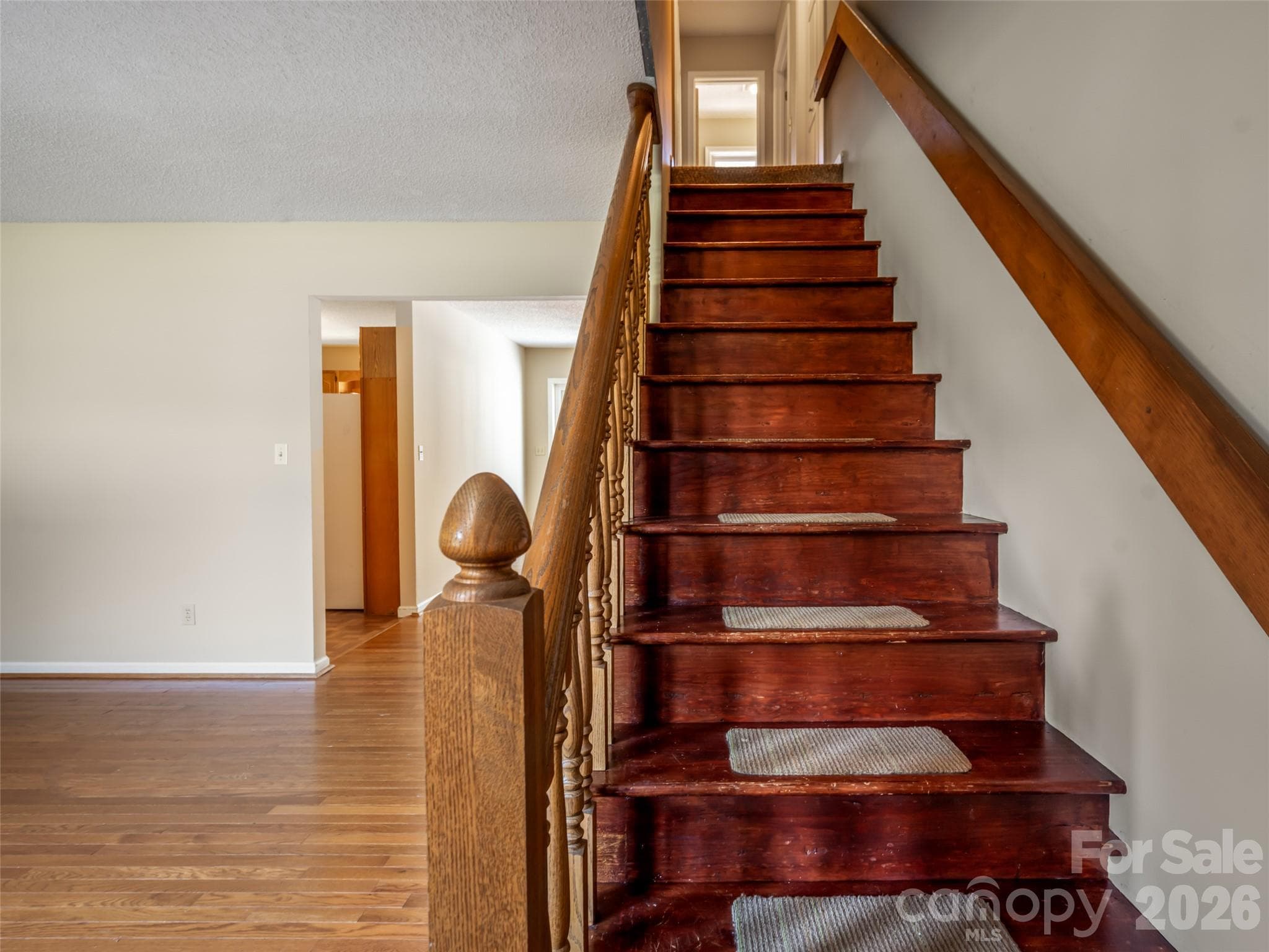 2 large upper rooms with closets and extra storage - 47 Cane Creek Circle, Fairview