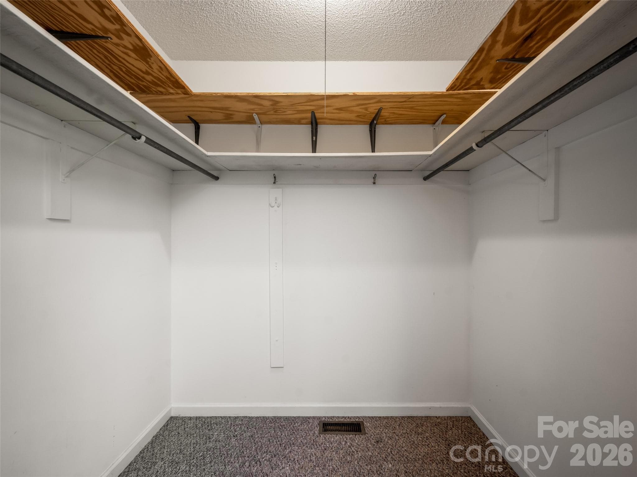 Large walk in closet - 47 Cane Creek Circle, Fairview