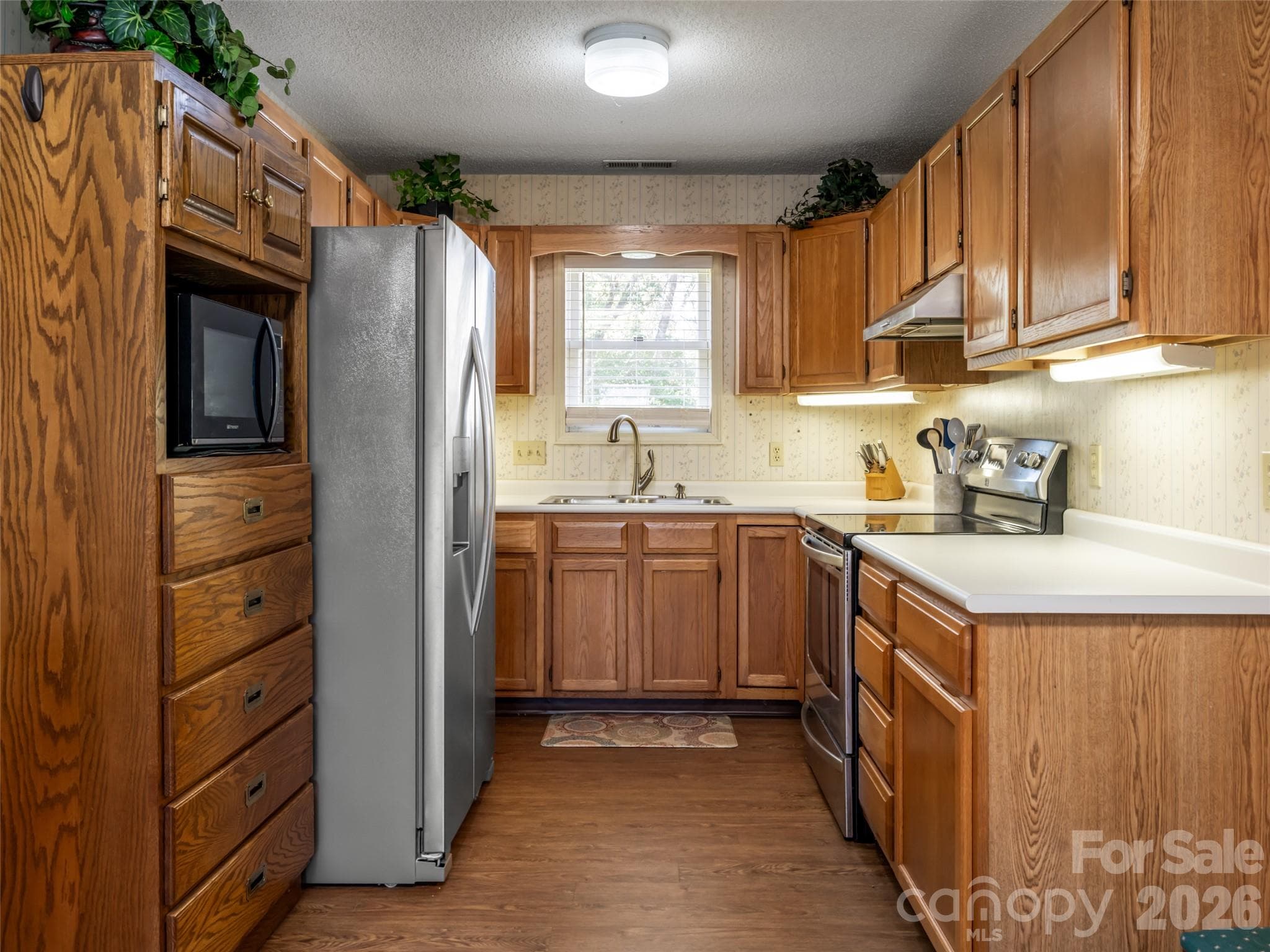 Separate living space kitchen - 47 Cane Creek Circle, Fairview