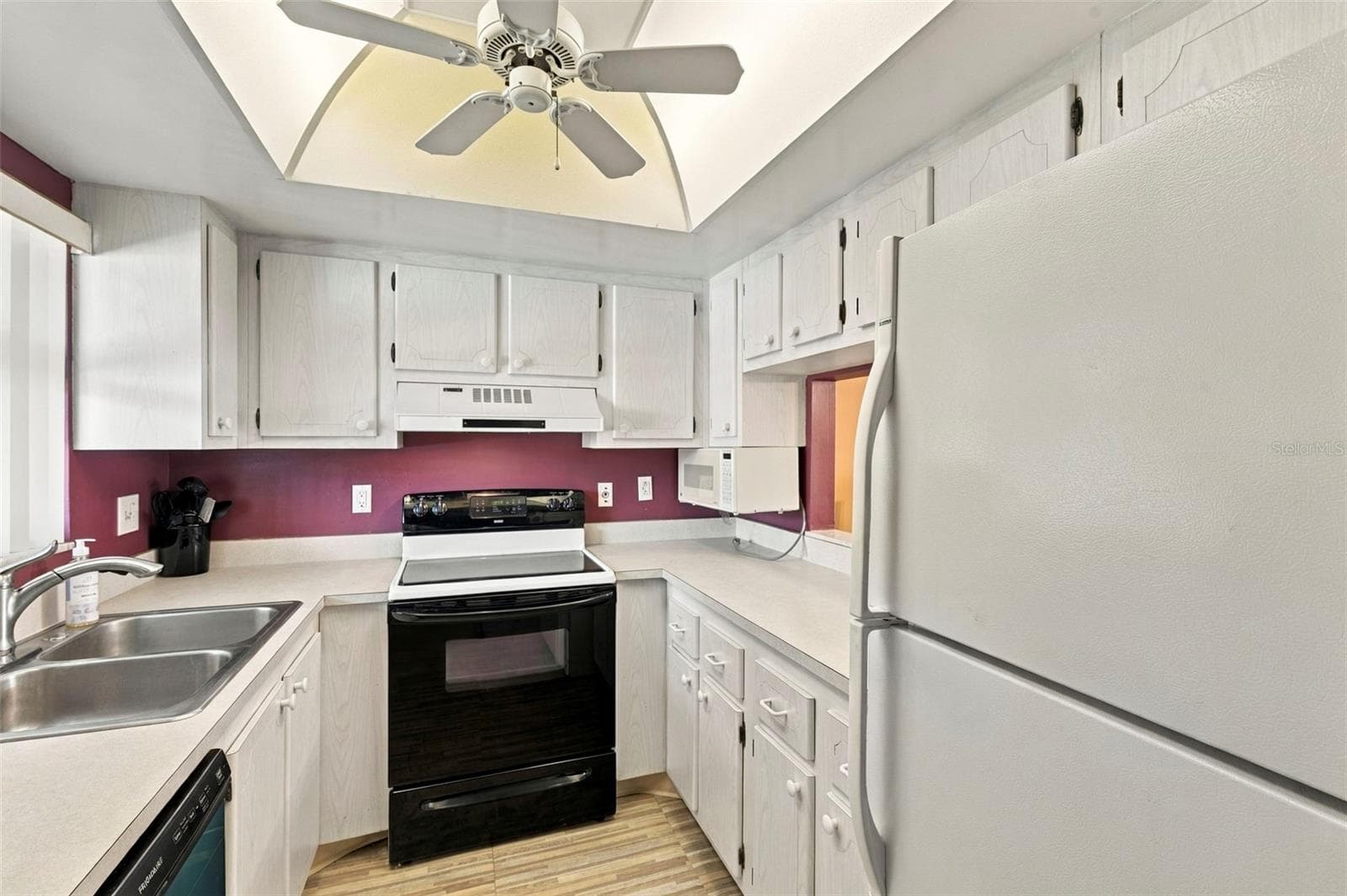 Condominium at 2400 WINDING CREEK BLVD #3-202, CLEARWATER, photo 6 of 45