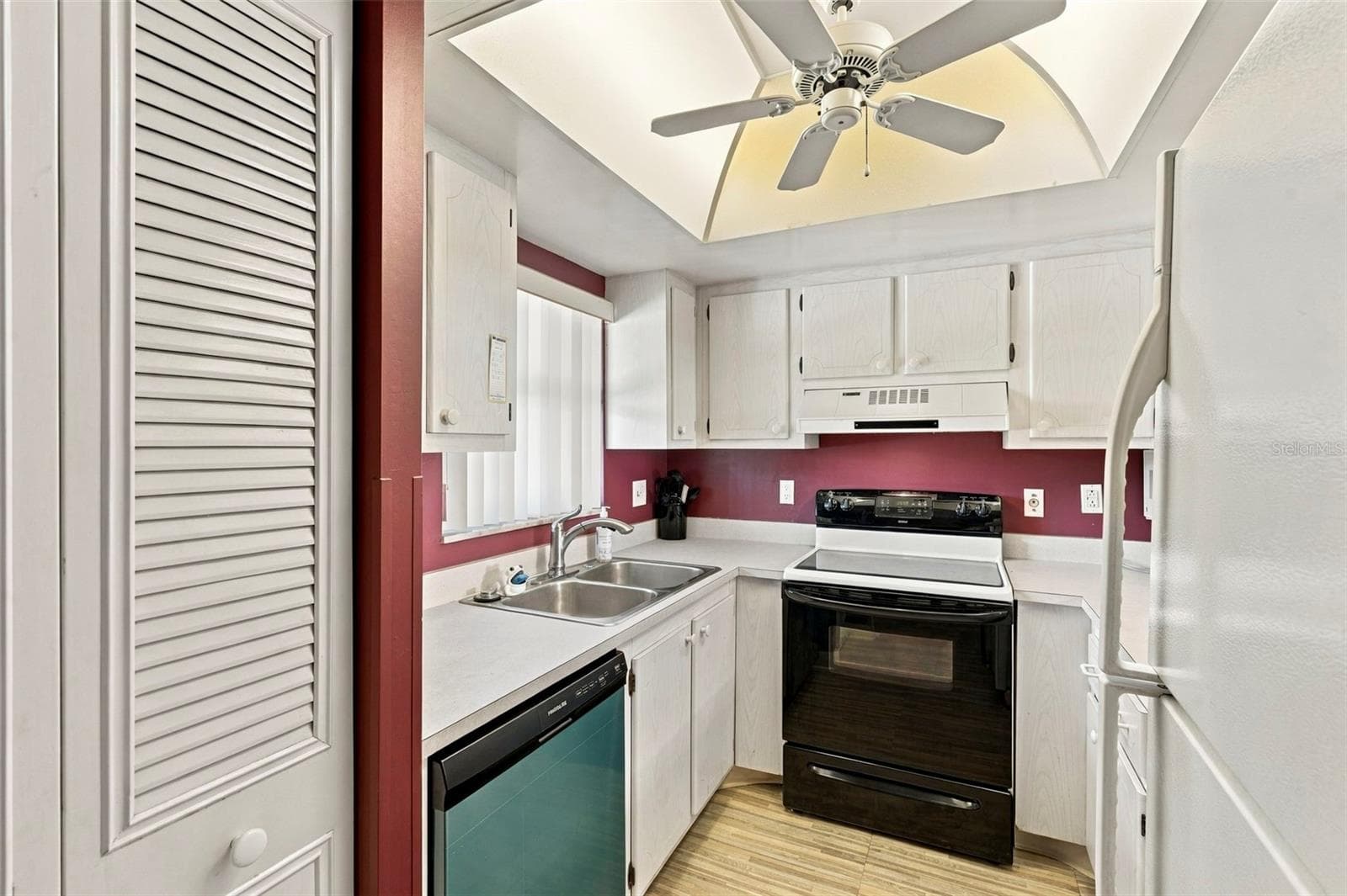 Condominium at 2400 WINDING CREEK BLVD #3-202, CLEARWATER, photo 8 of 45