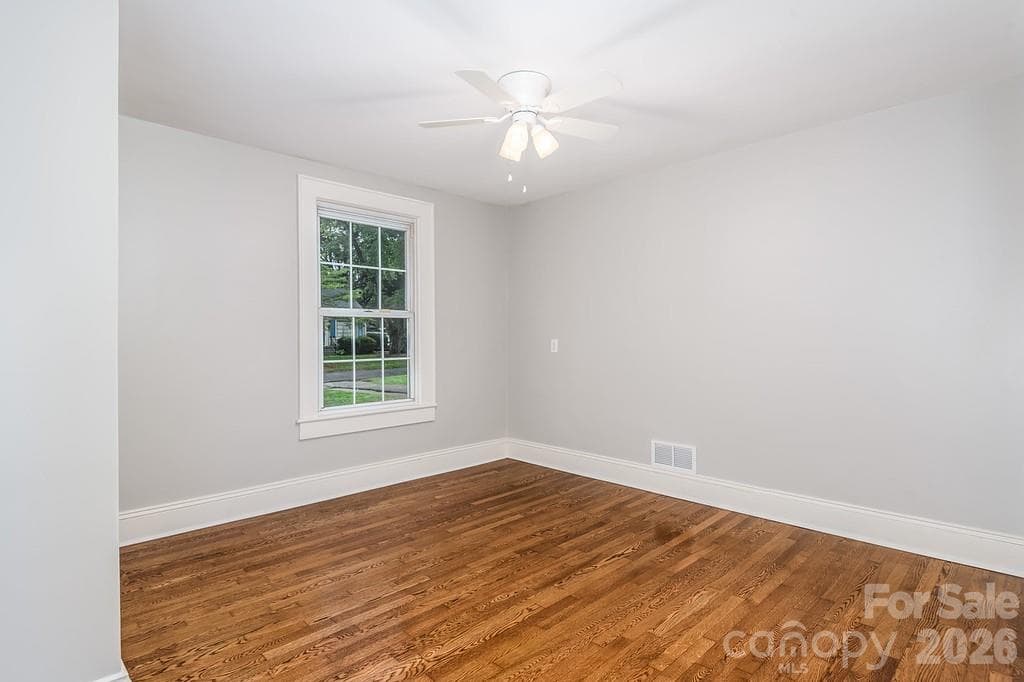 Bed Room 1 - 57 19th Avenue NW, Hickory