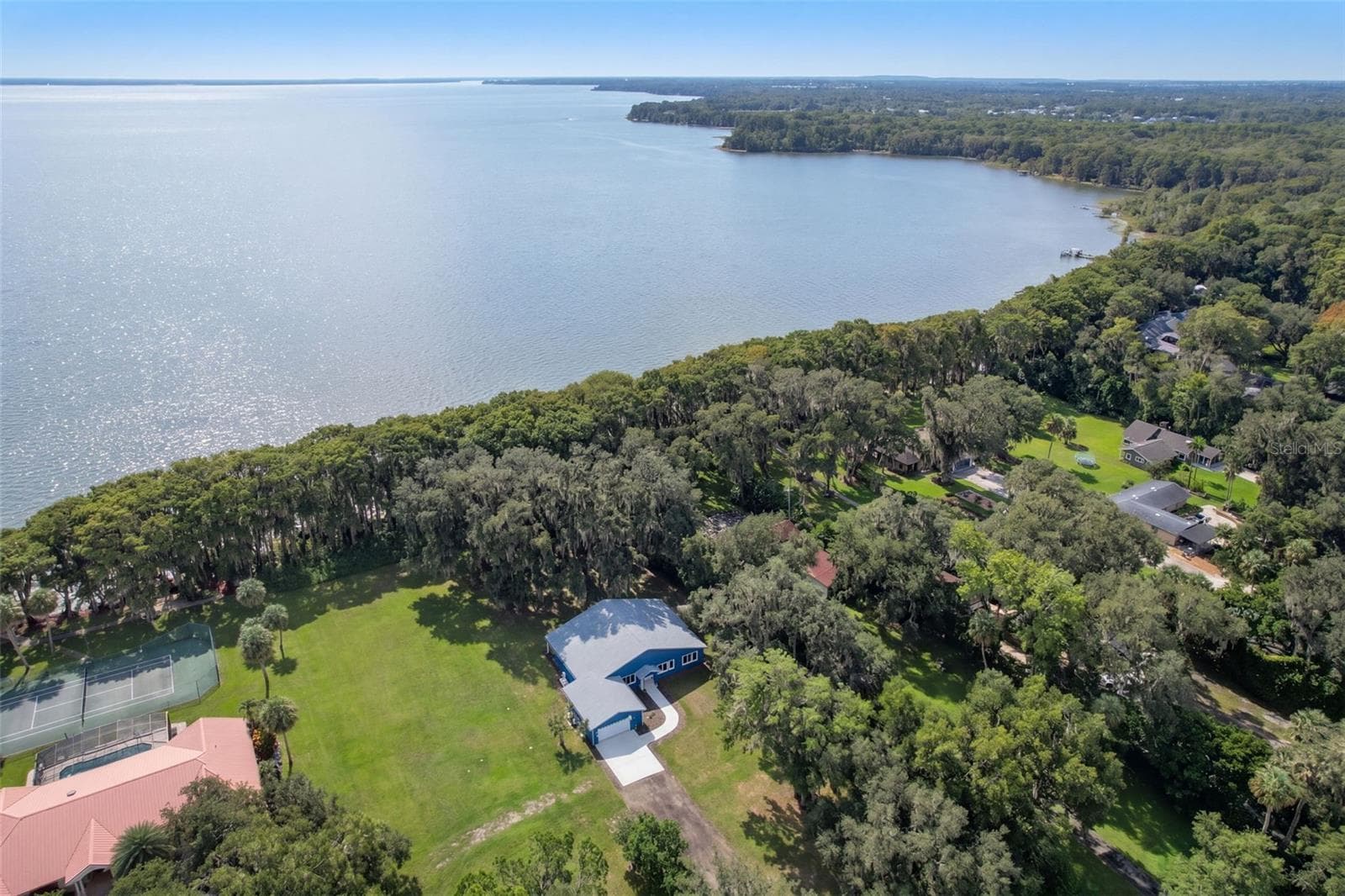 Lake Harris on the Harris Chain of Lakes: nine connected lakes to explore - 4410 CORLEY ISLAND RD, LEESBURG