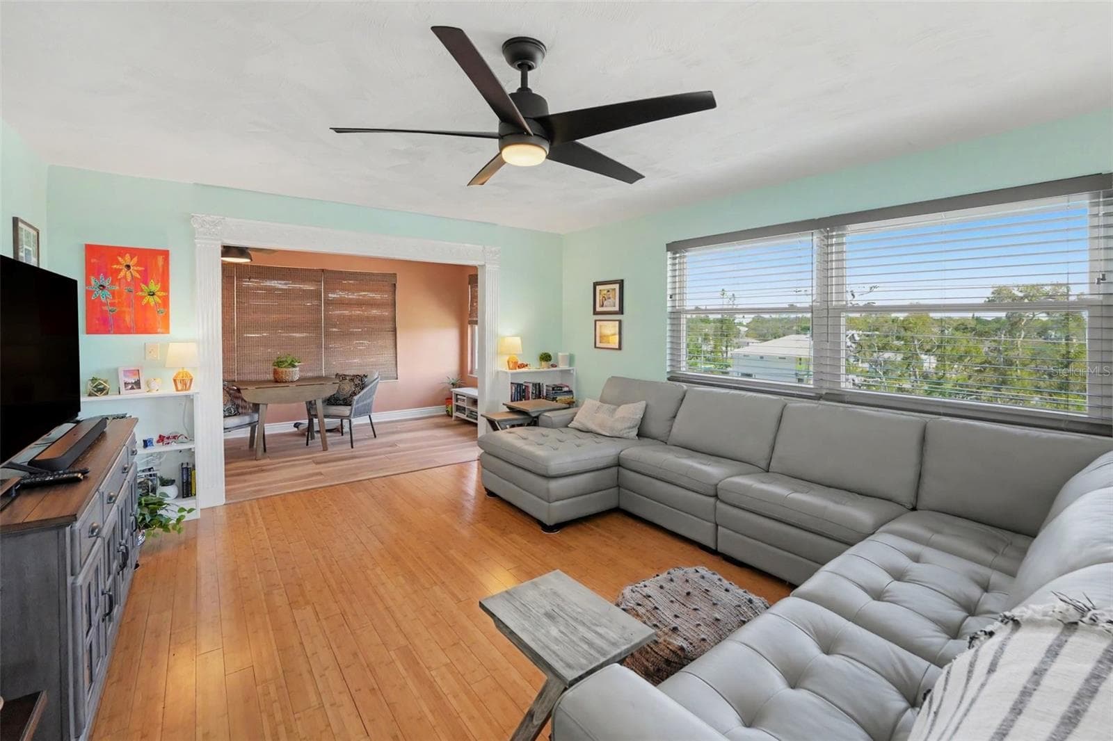 Family Room - 3114 59TH ST S #401, GULFPORT