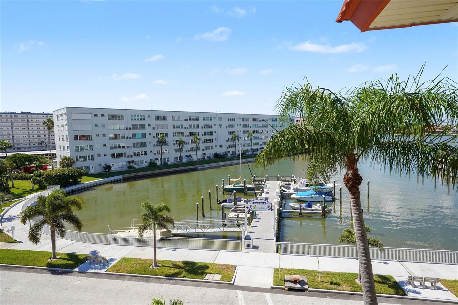 Marina - 3114 59TH ST S #401, GULFPORT