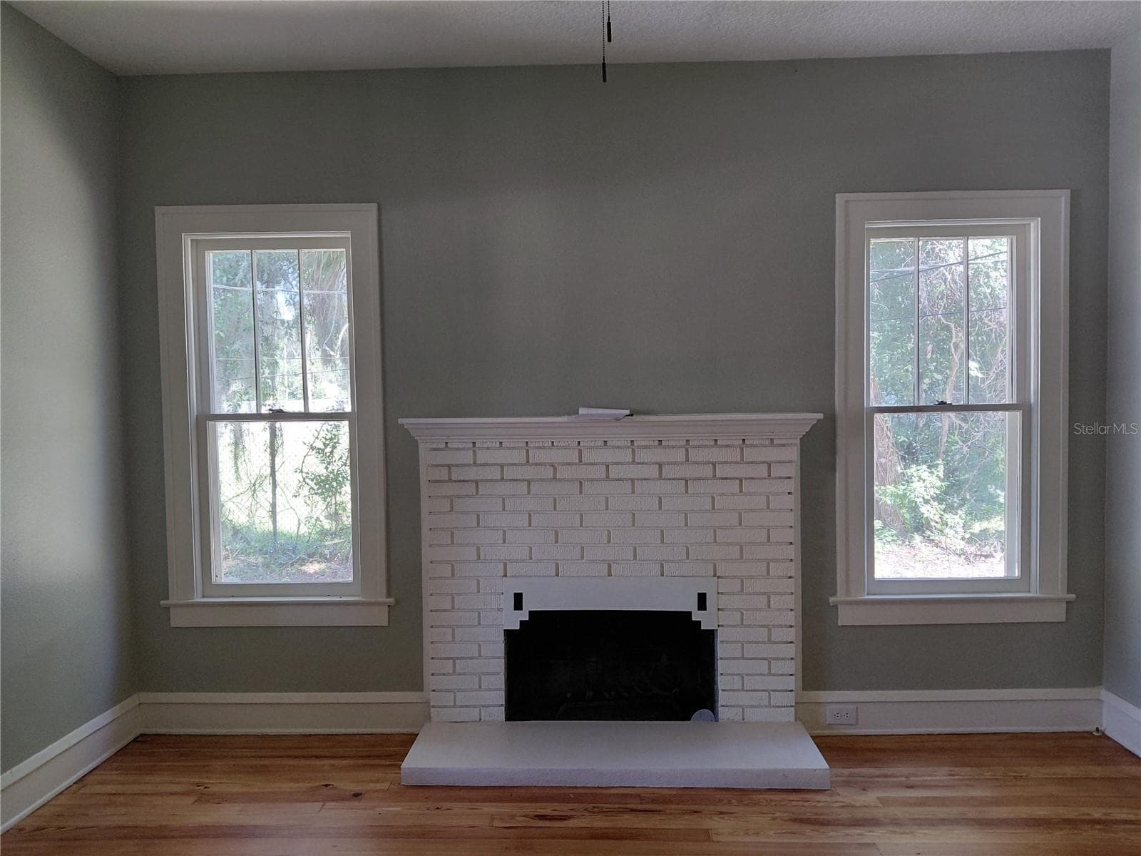 Fireplace - 532 E RICH AVE, DELAND
