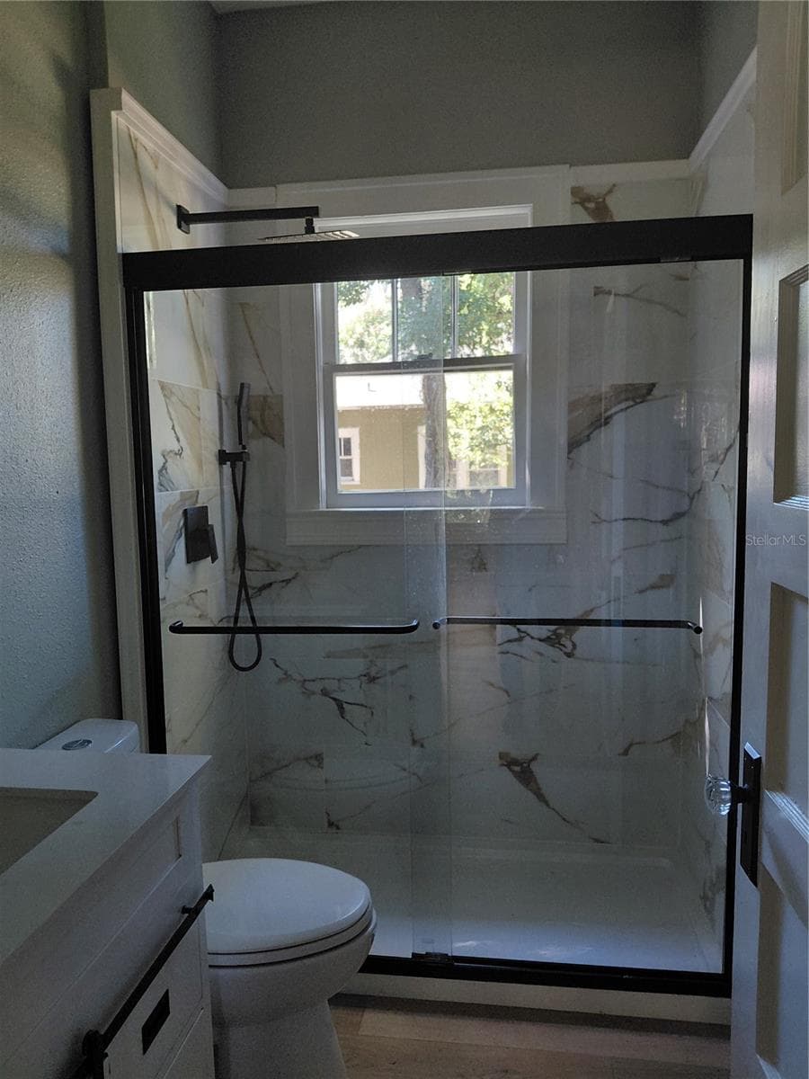 Bathroom - 532 E RICH AVE, DELAND