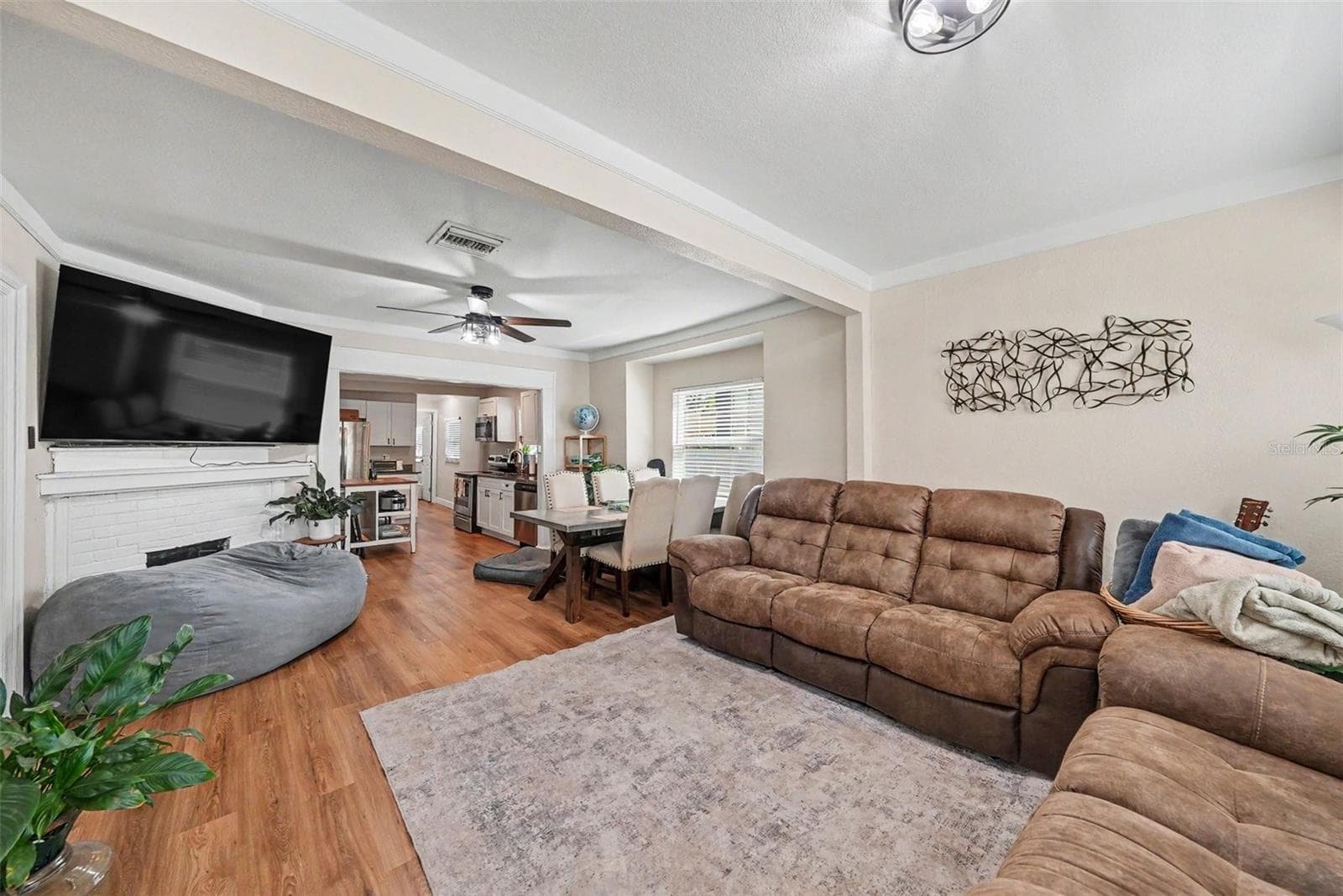 Single Family Residence at 453 41ST AVE S, ST PETERSBURG, photo 5 of 23