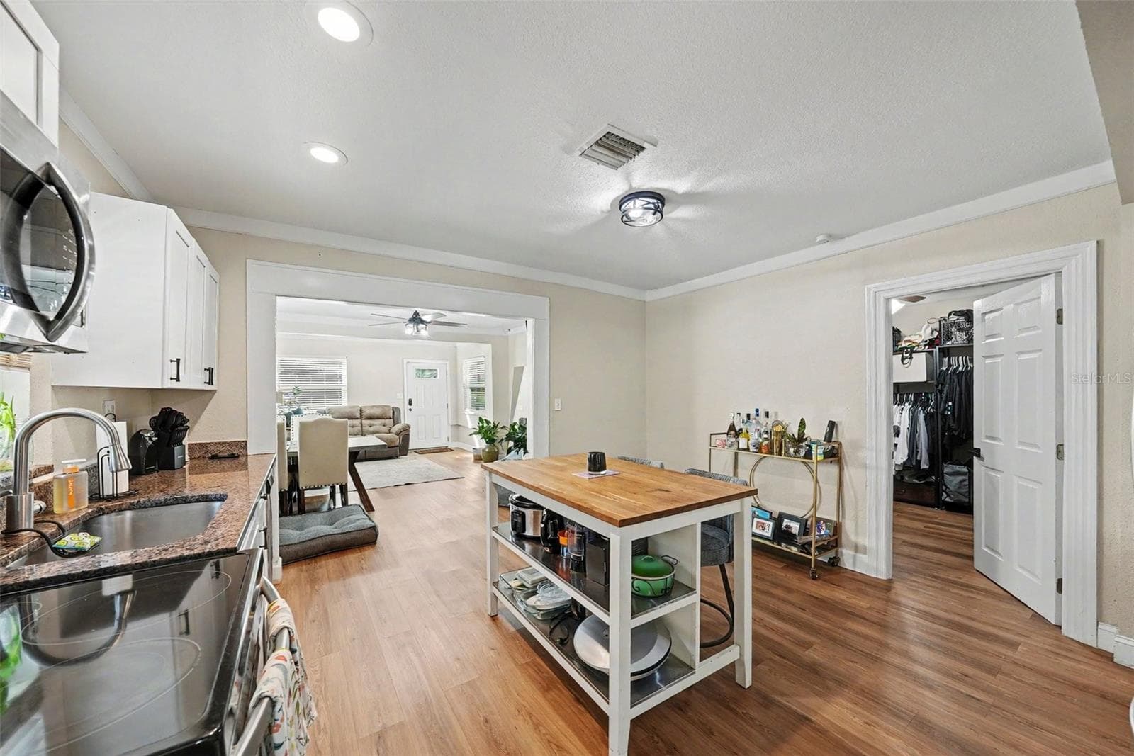 Single Family Residence at 453 41ST AVE S, ST PETERSBURG, photo 9 of 23
