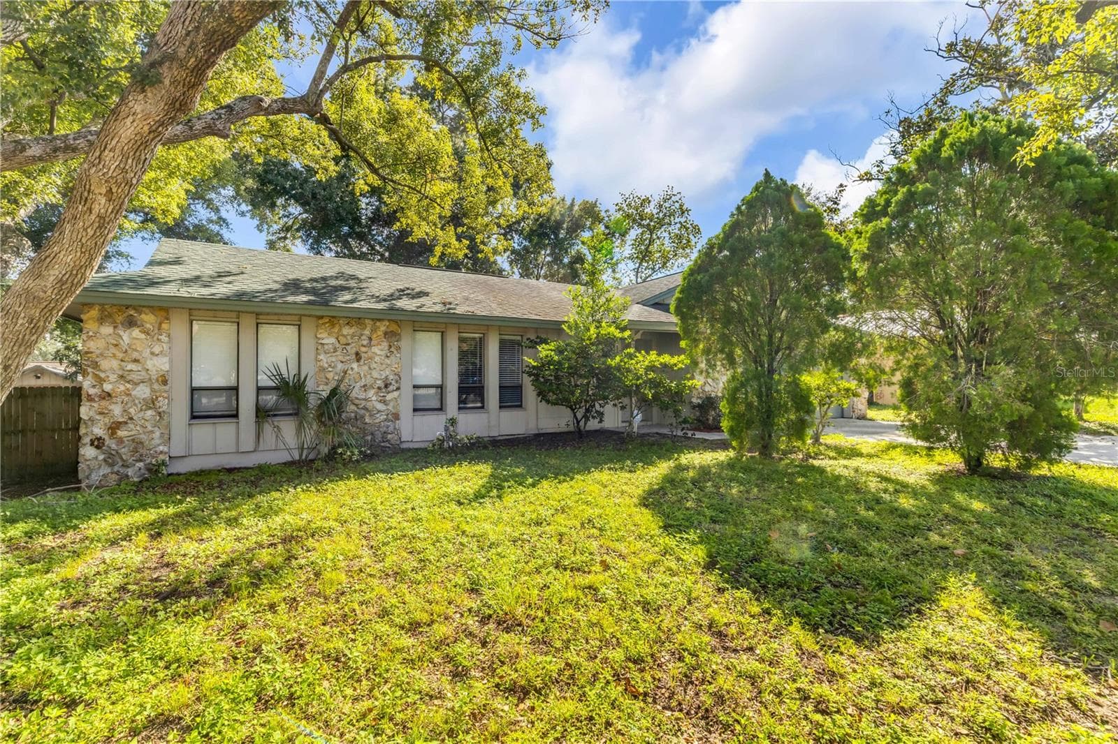 Single Family Residence at 6330 DELTA LEAH DR, ORLANDO, photo 2 of 28