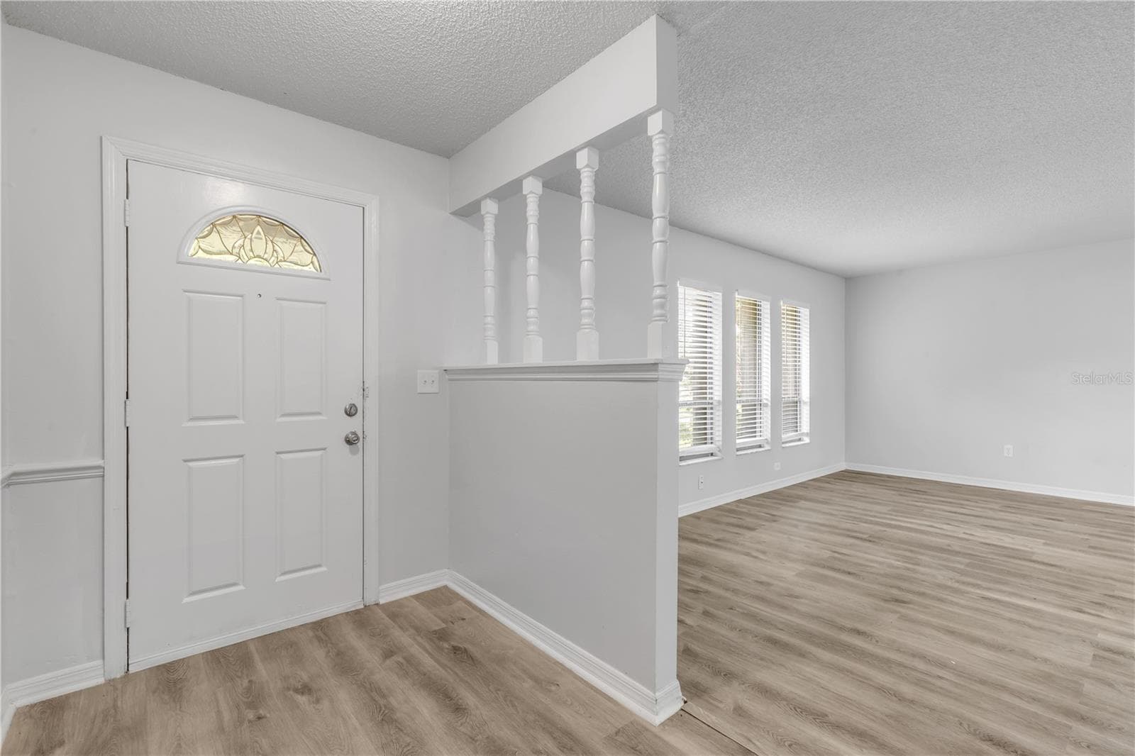 Single Family Residence at 6330 DELTA LEAH DR, ORLANDO, photo 4 of 28