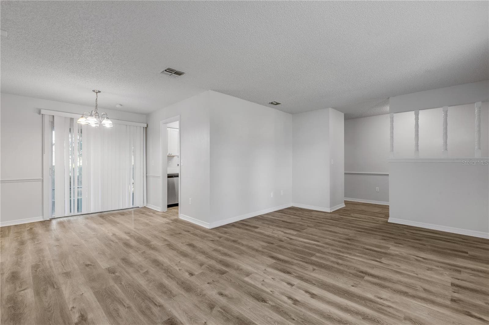 Single Family Residence at 6330 DELTA LEAH DR, ORLANDO, photo 6 of 28