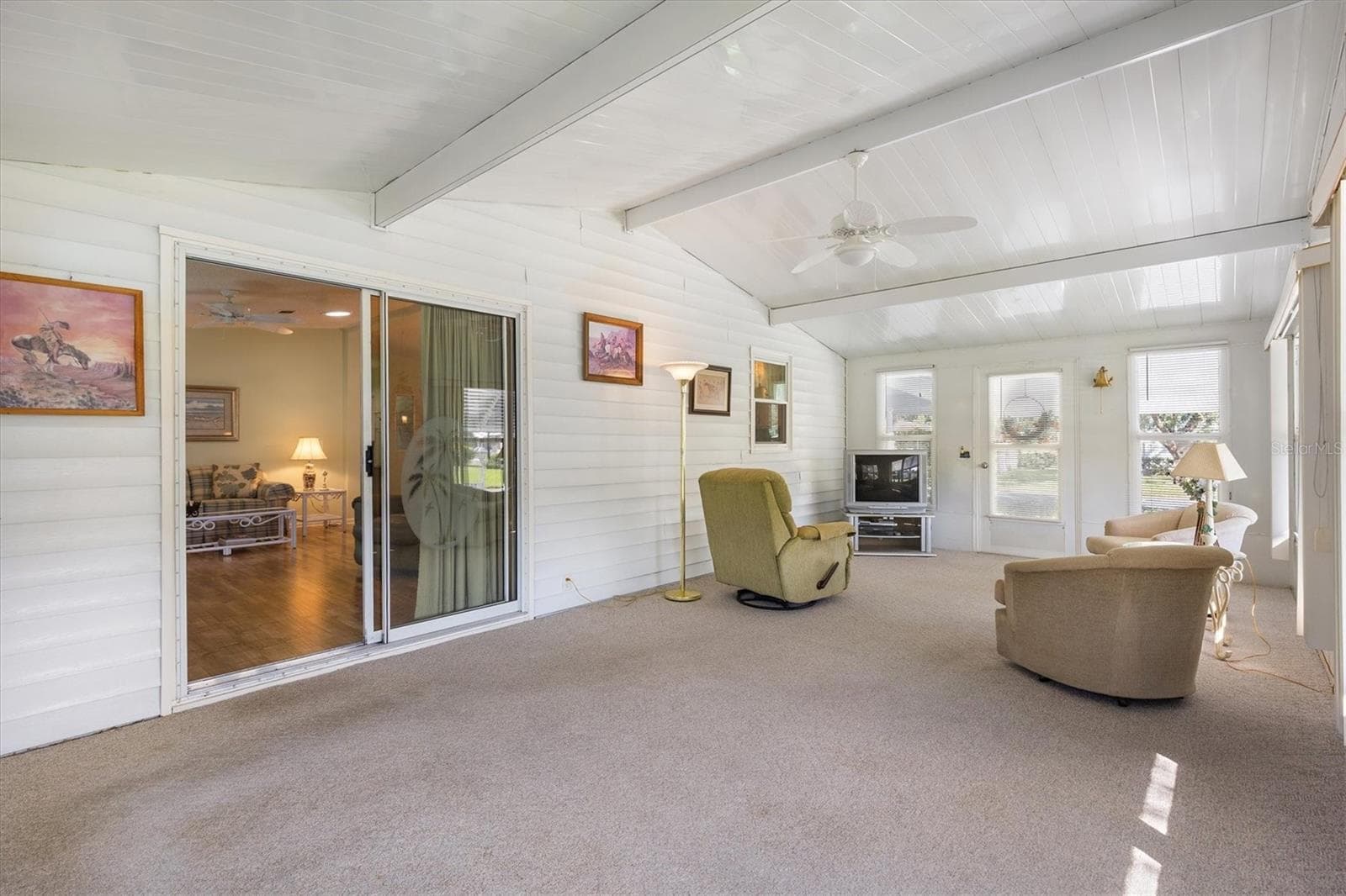 Florida Room/Lanai - 1228 PALMETTO DR, LADY LAKE