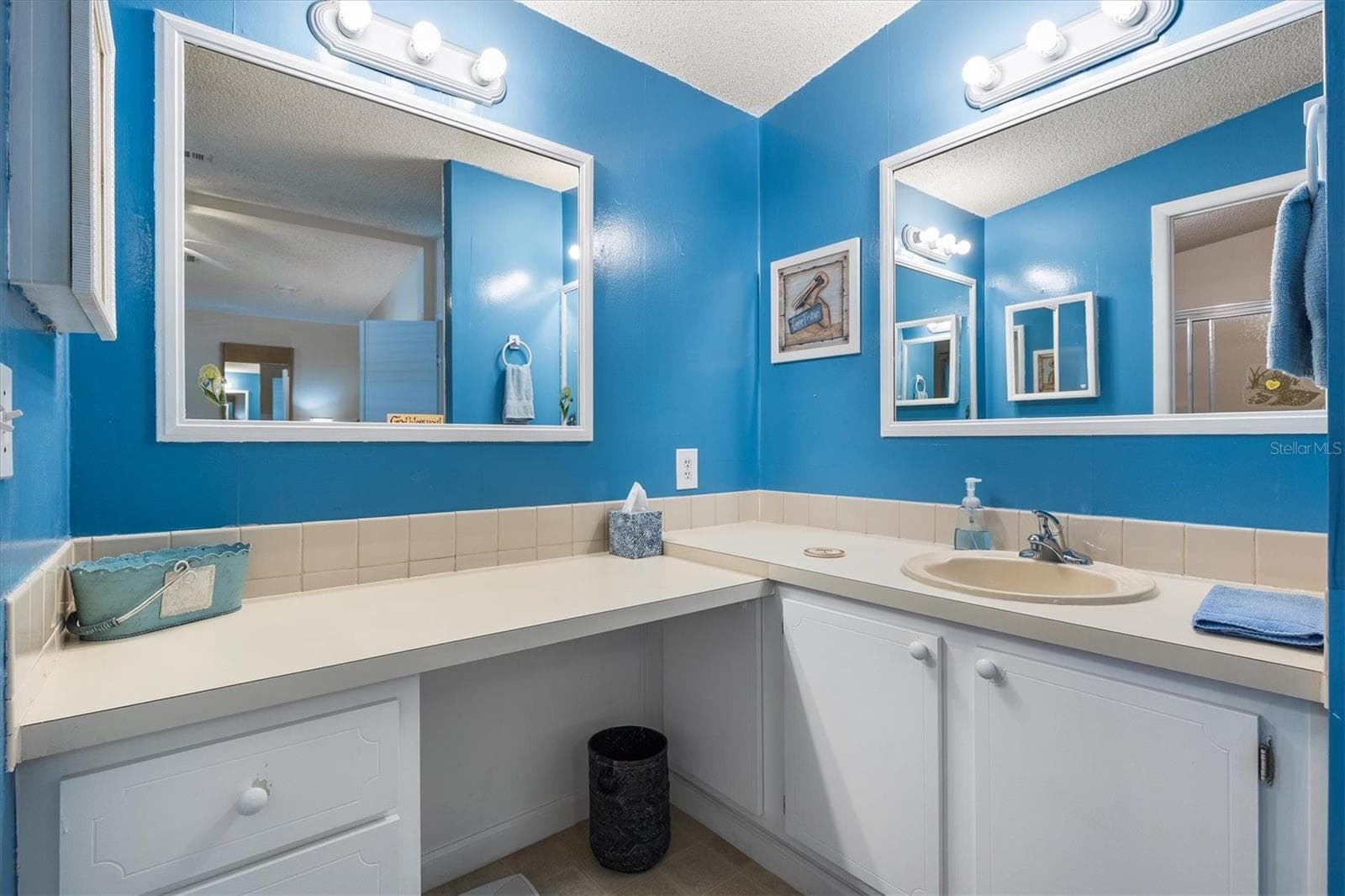 Master Bath - 1228 PALMETTO DR, LADY LAKE