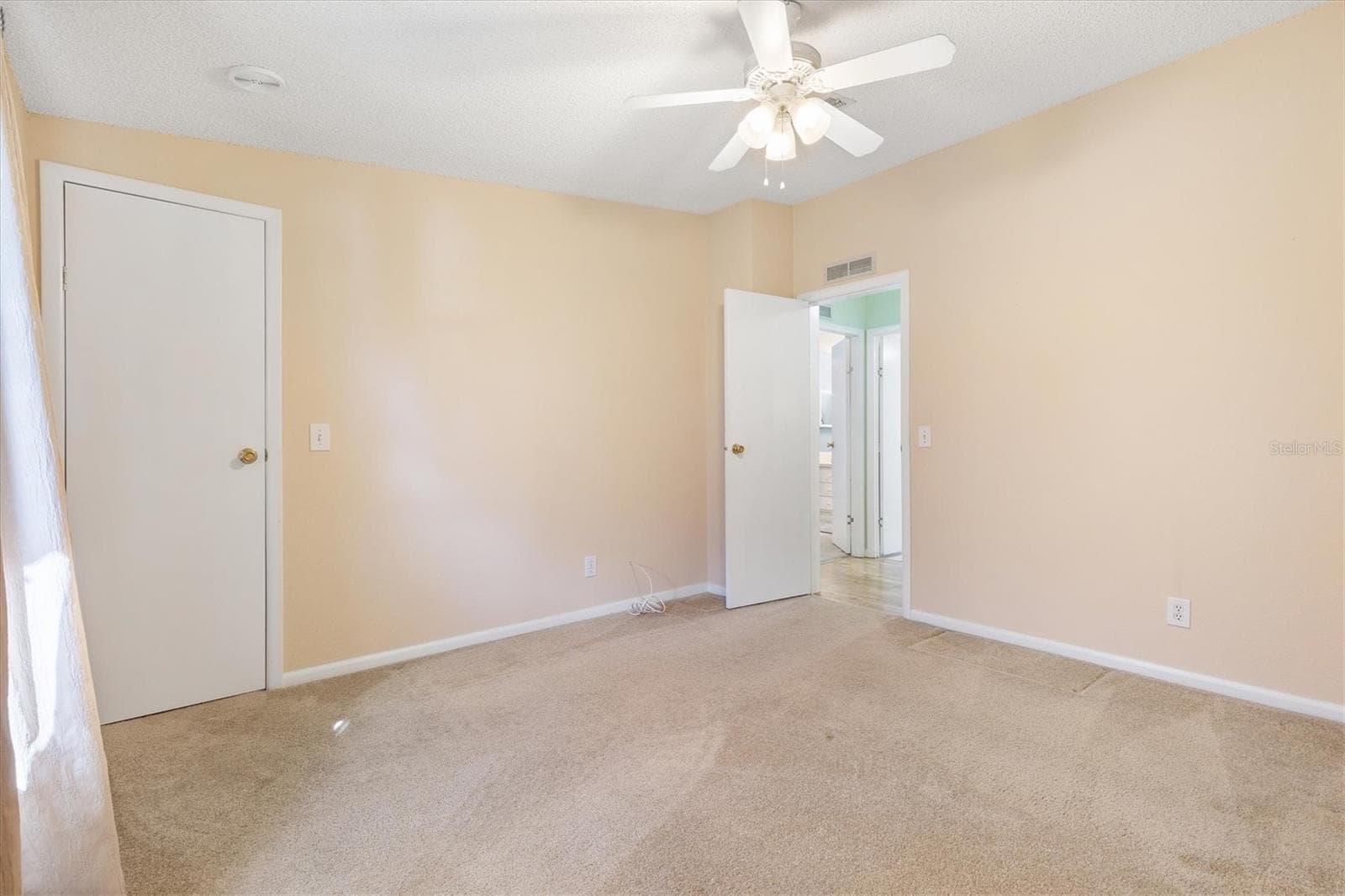Guest Bedroom - 1228 PALMETTO DR, LADY LAKE