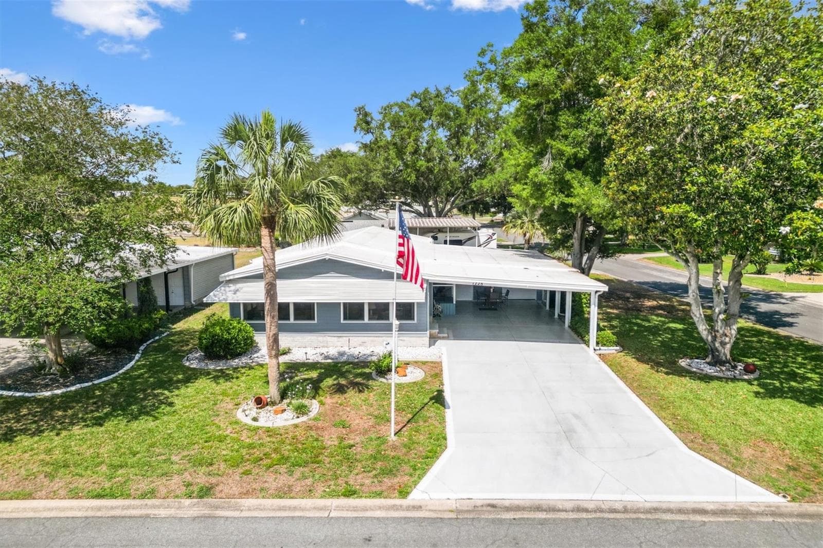 Aerial Front - 1228 PALMETTO DR, LADY LAKE