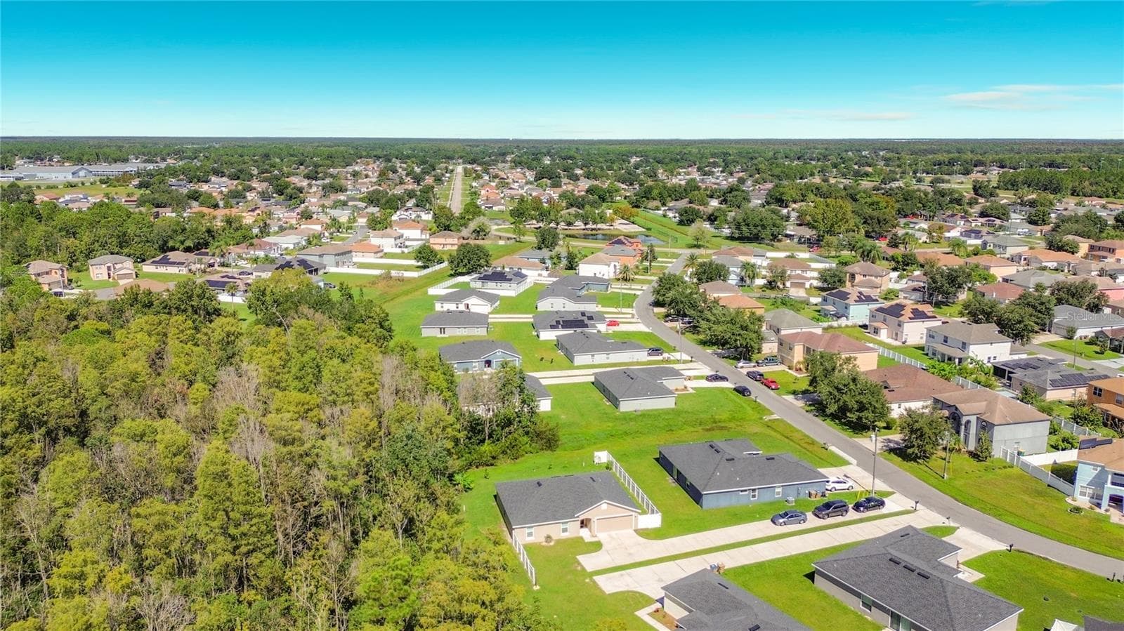 Single Family Residence at 536 BRISTOL CIR, KISSIMMEE, photo 8 of 55