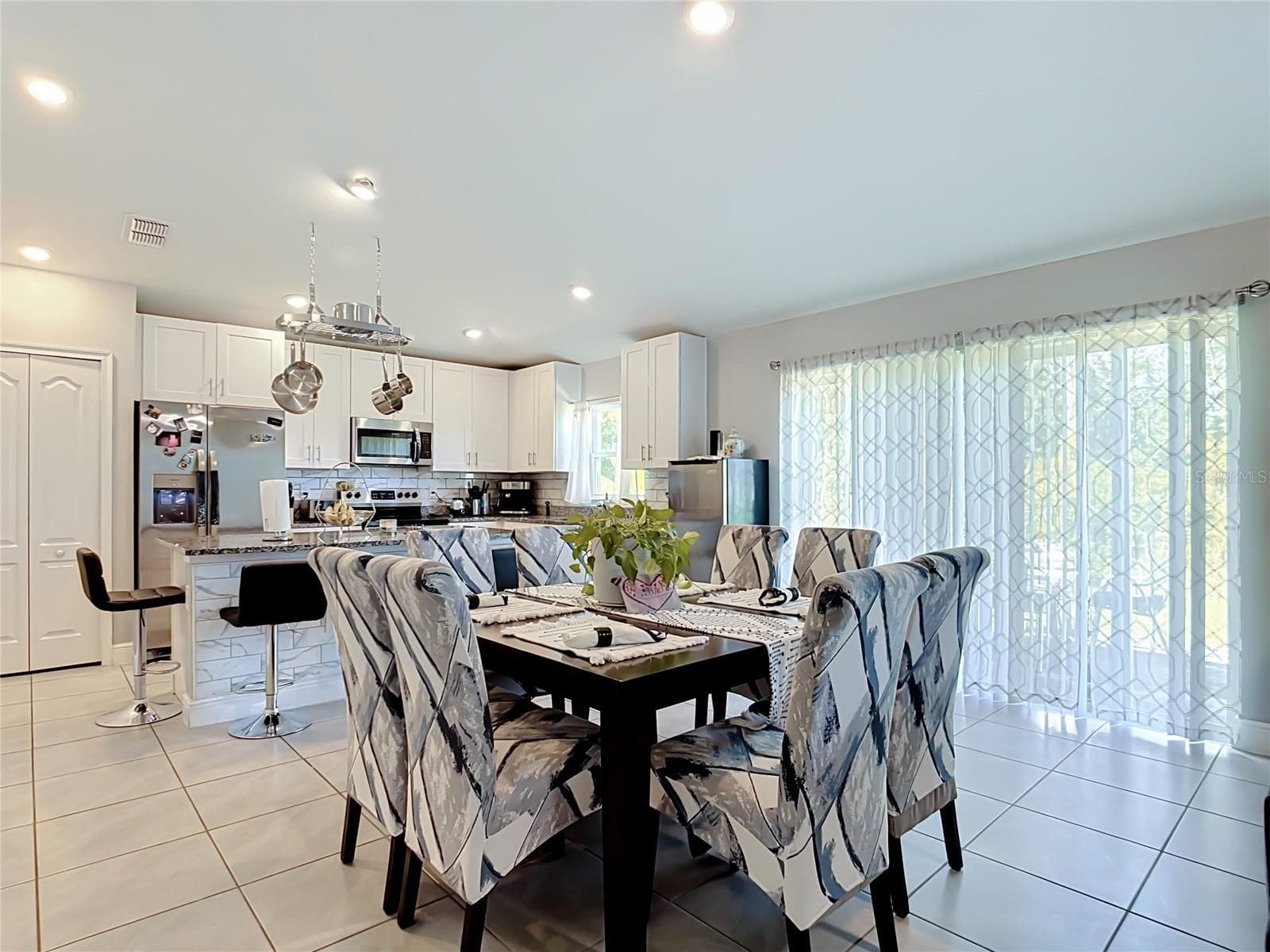 Single Family Residence at 536 BRISTOL CIR, KISSIMMEE, photo 14 of 55