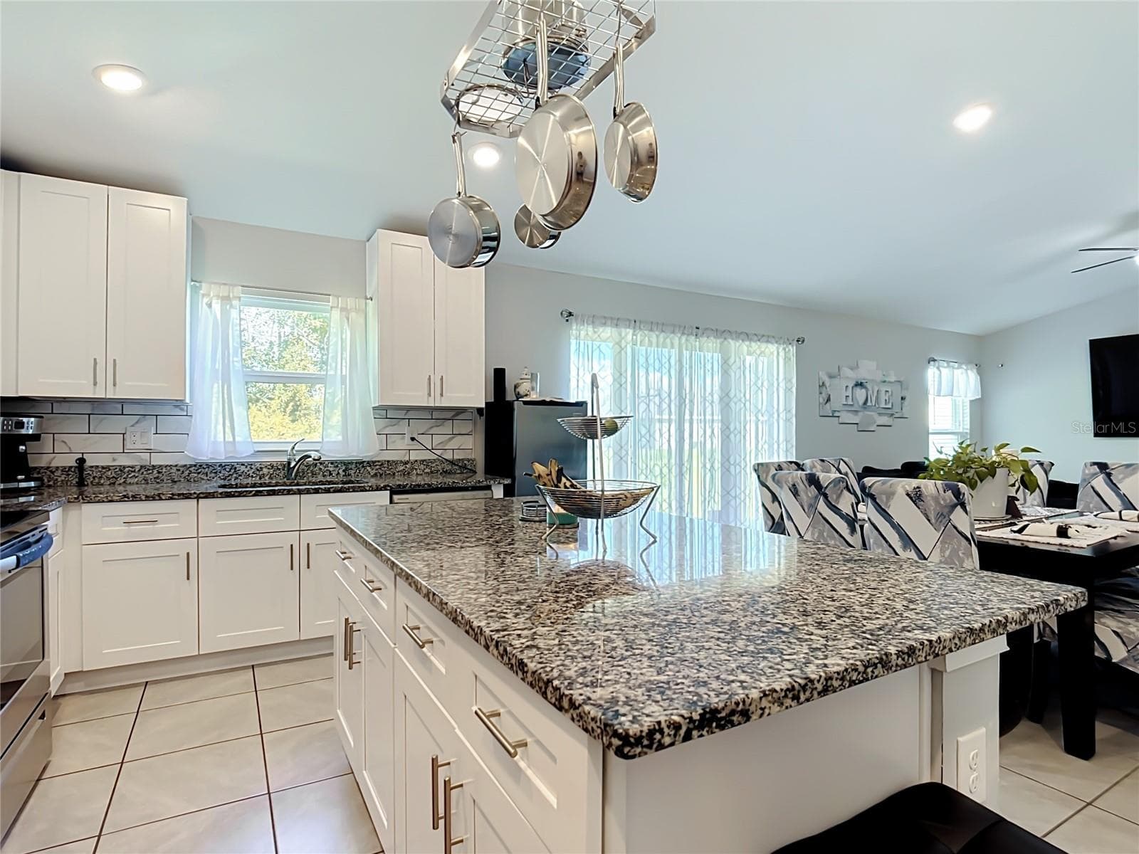 Single Family Residence at 536 BRISTOL CIR, KISSIMMEE, photo 18 of 55
