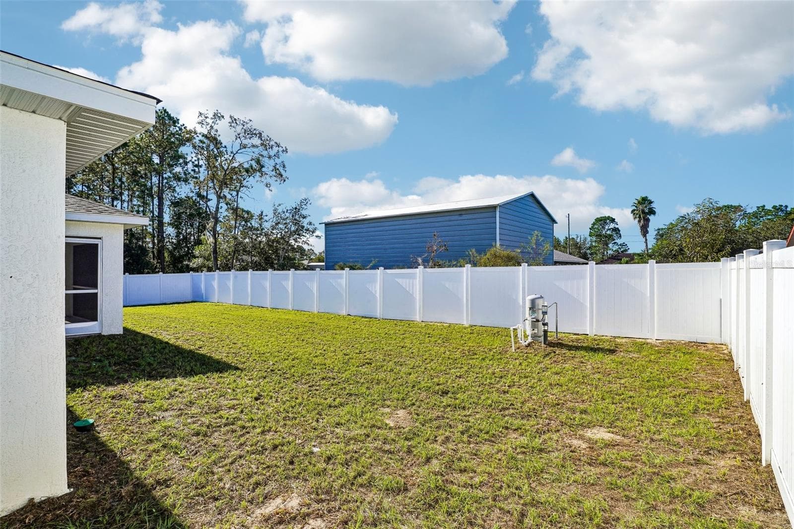 Single Family Residence at 8 HEMLOCK LOOP CRSE, OCALA, photo 38 of 53