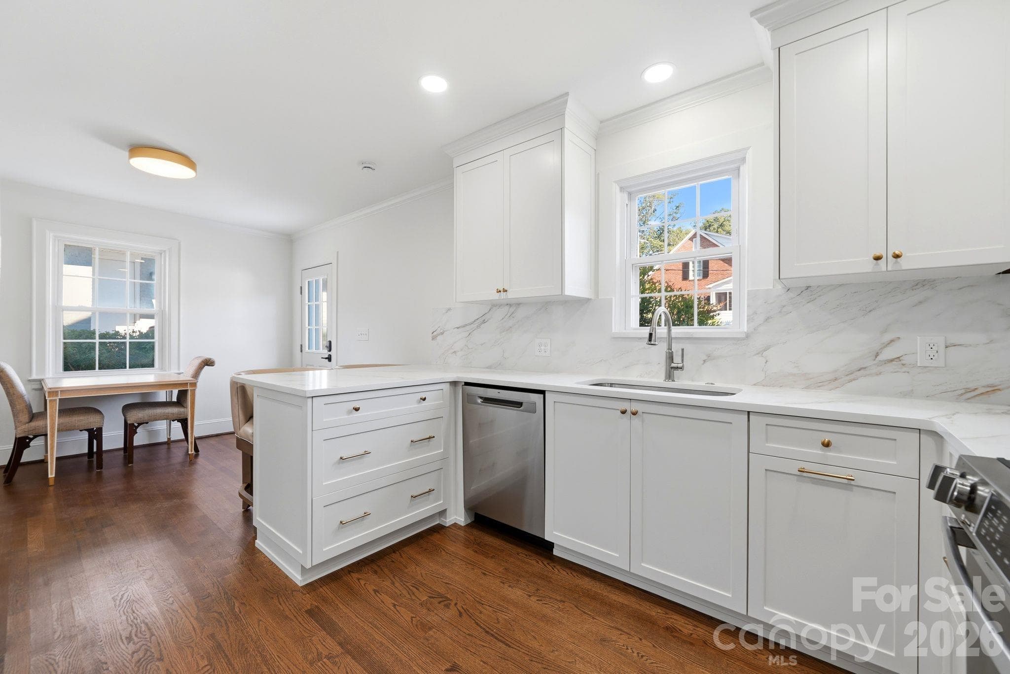 Unit A kitchen - 1307 S Kings Drive, Charlotte