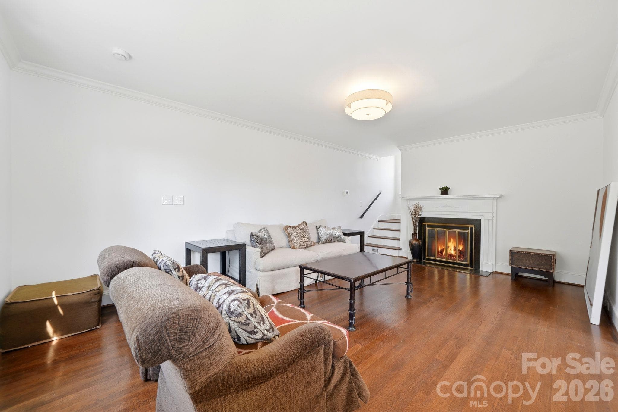 Unit B living Room - 1307 S Kings Drive, Charlotte