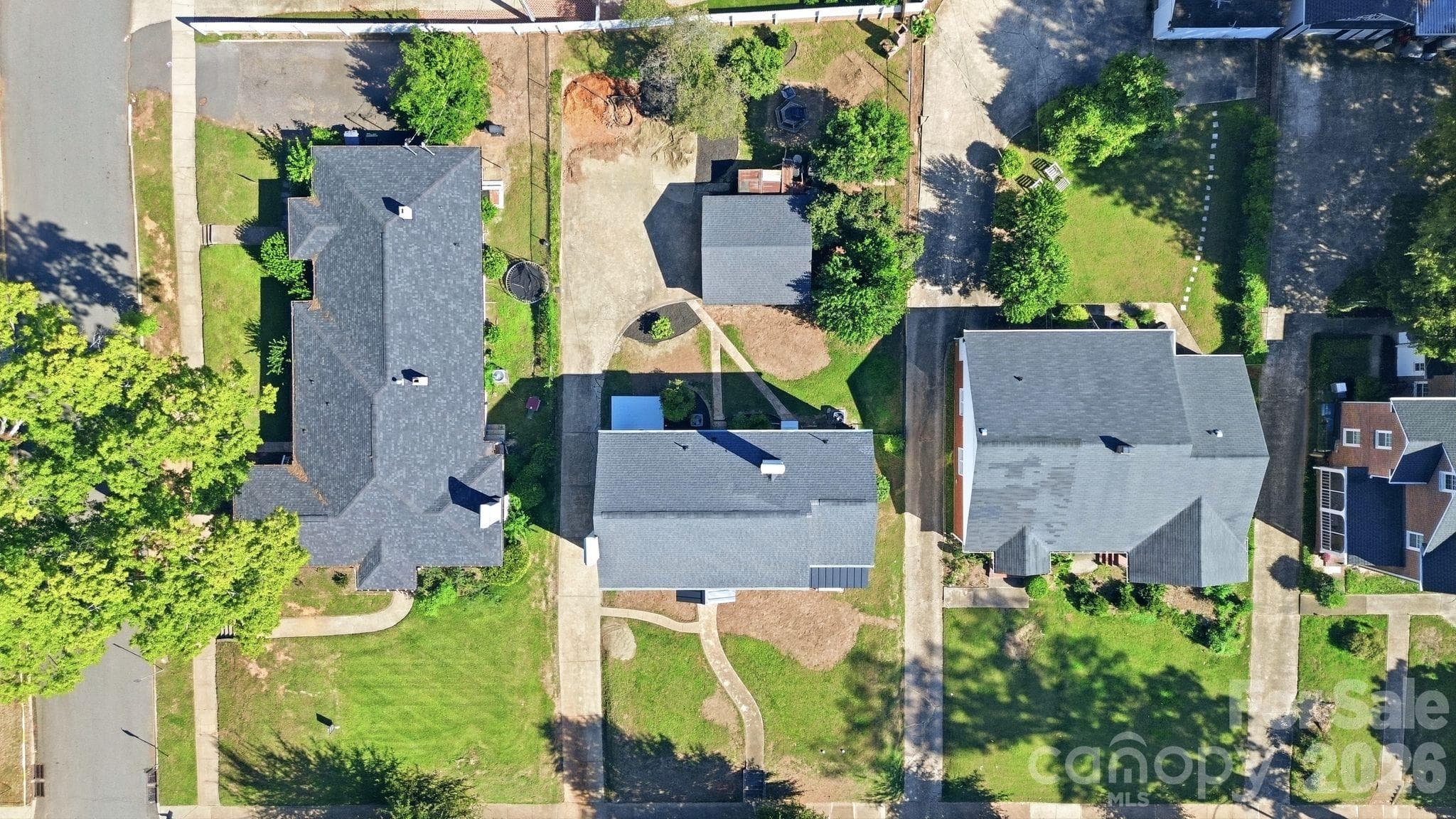 Duplex at 1307 S Kings Drive, Charlotte, photo 37 of 40