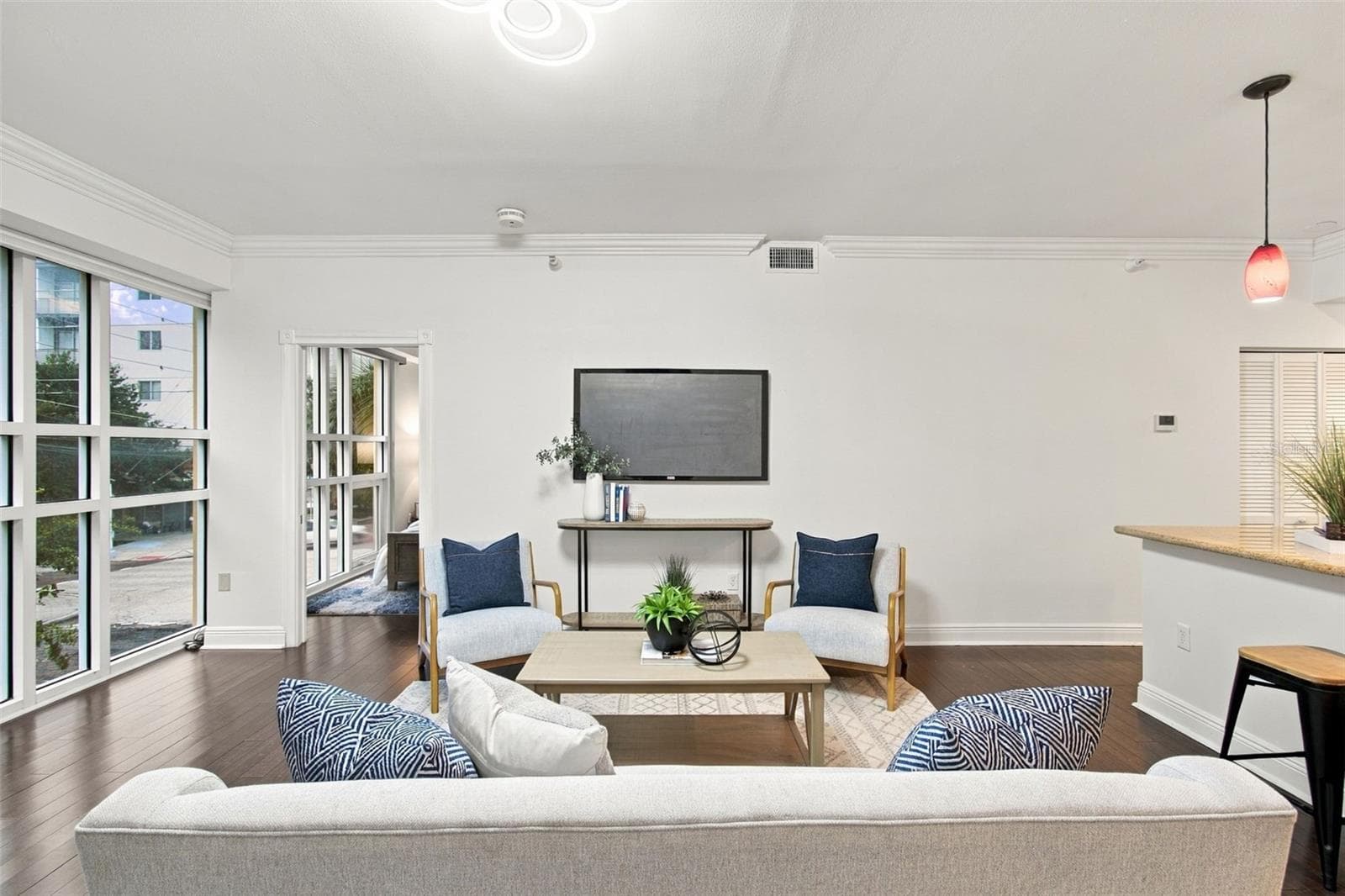 Condominium at 205 5TH AVE N #201, ST PETERSBURG, photo 5 of 40
