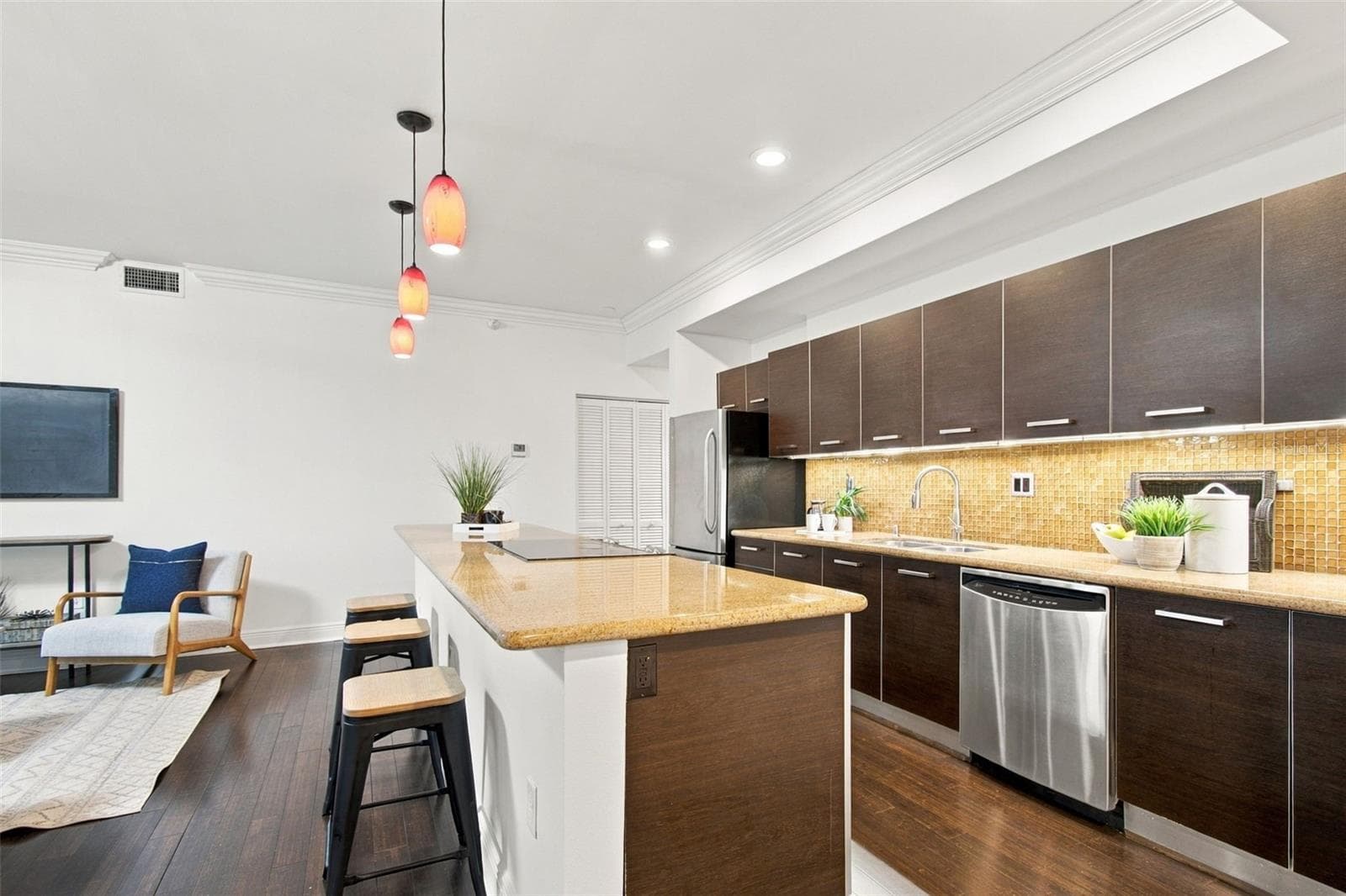 Condominium at 205 5TH AVE N #201, ST PETERSBURG, photo 12 of 40