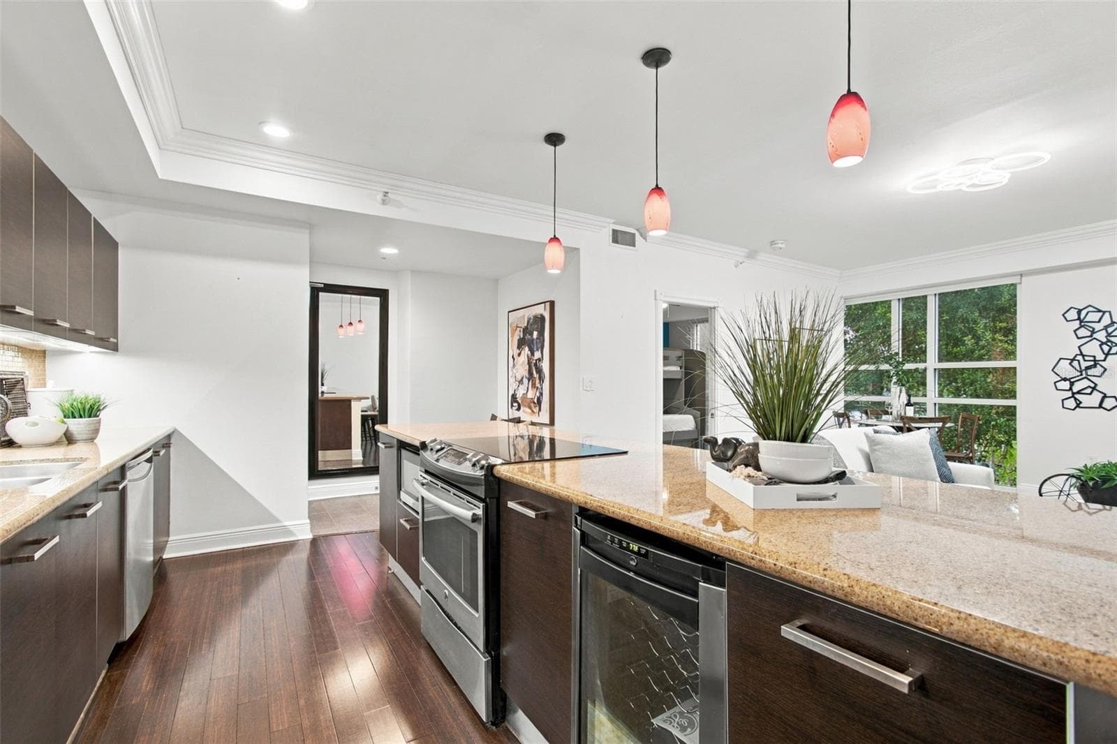 Condominium at 205 5TH AVE N #201, ST PETERSBURG, photo 14 of 40