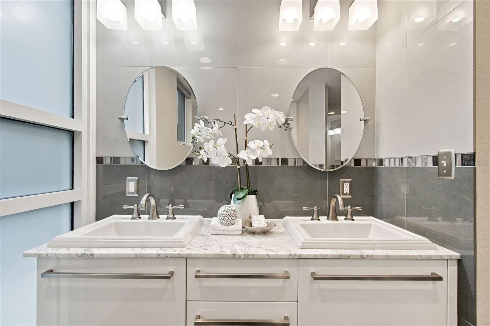 Condominium at 205 5TH AVE N #201, ST PETERSBURG, photo 25 of 40