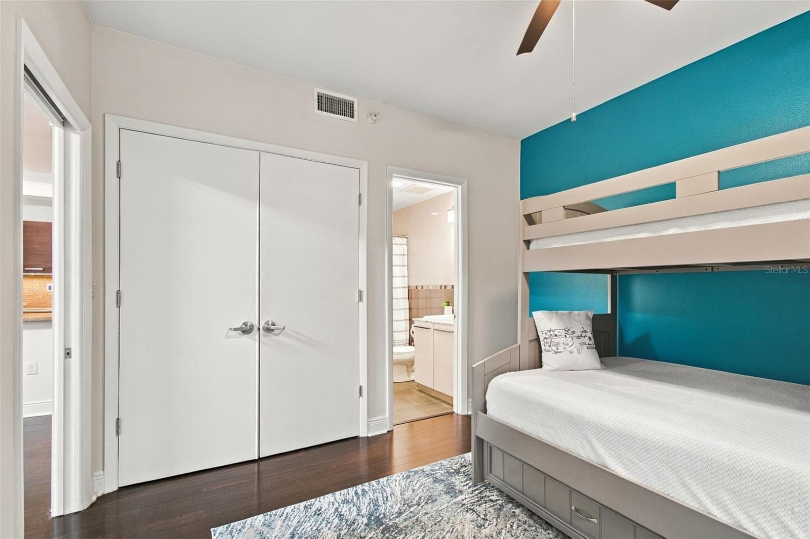 Condominium at 205 5TH AVE N #201, ST PETERSBURG, photo 30 of 40