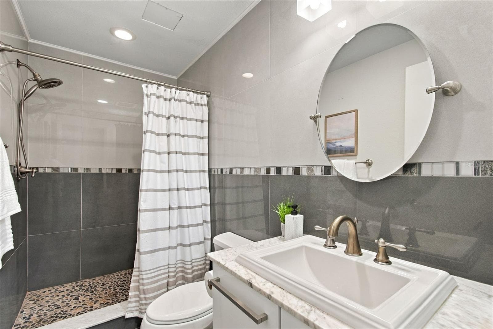 Condominium at 205 5TH AVE N #201, ST PETERSBURG, photo 32 of 40