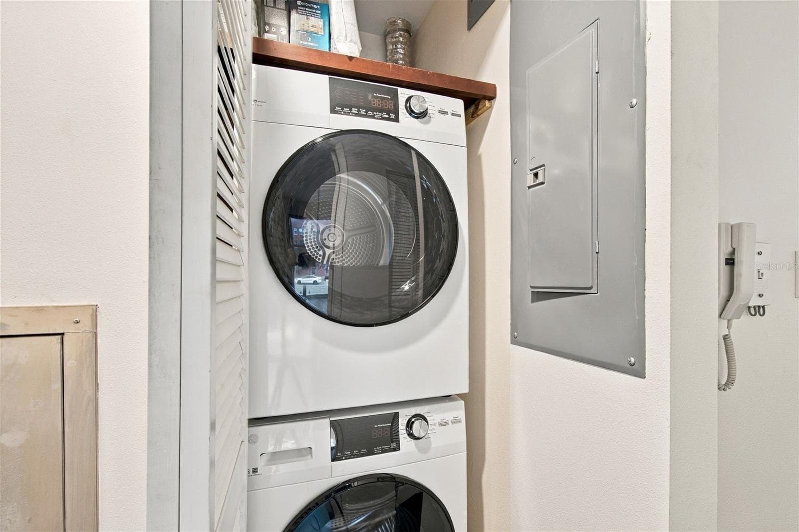 Condominium at 205 5TH AVE N #201, ST PETERSBURG, photo 34 of 40