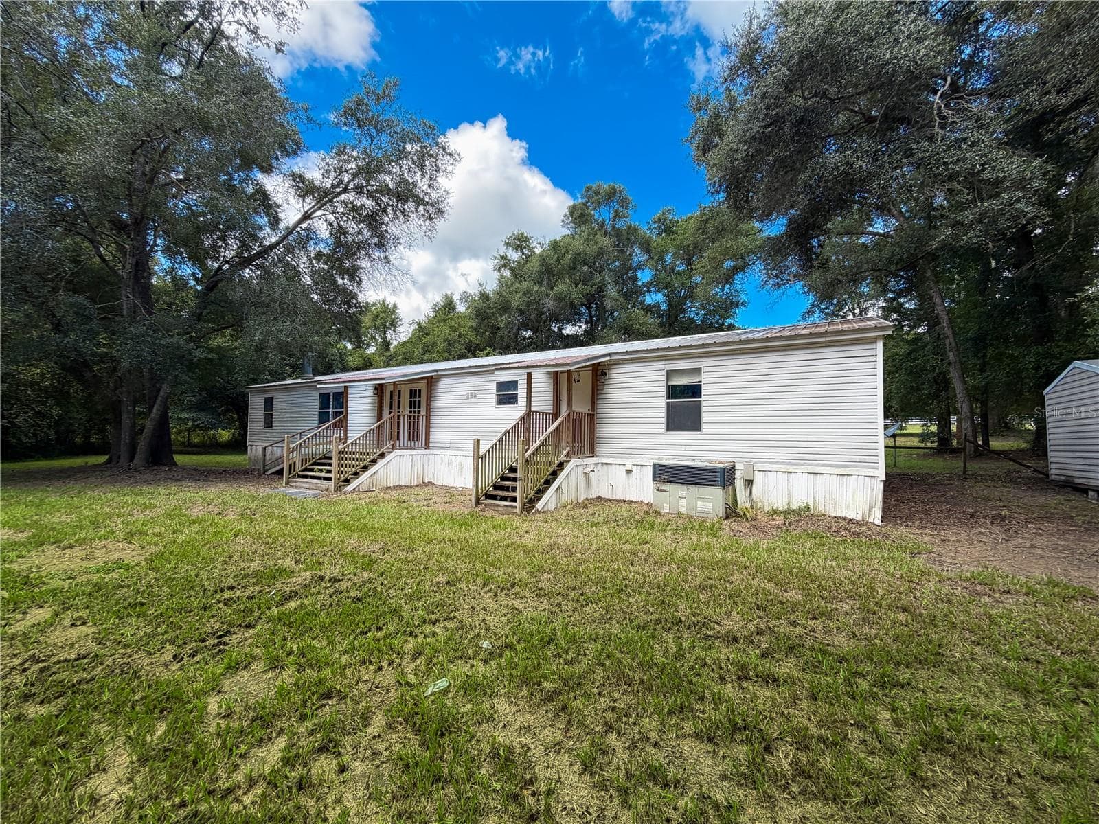 Manufactured Home at 19413 SW STATE ROAD 47, FORT WHITE, photo 8 of 25